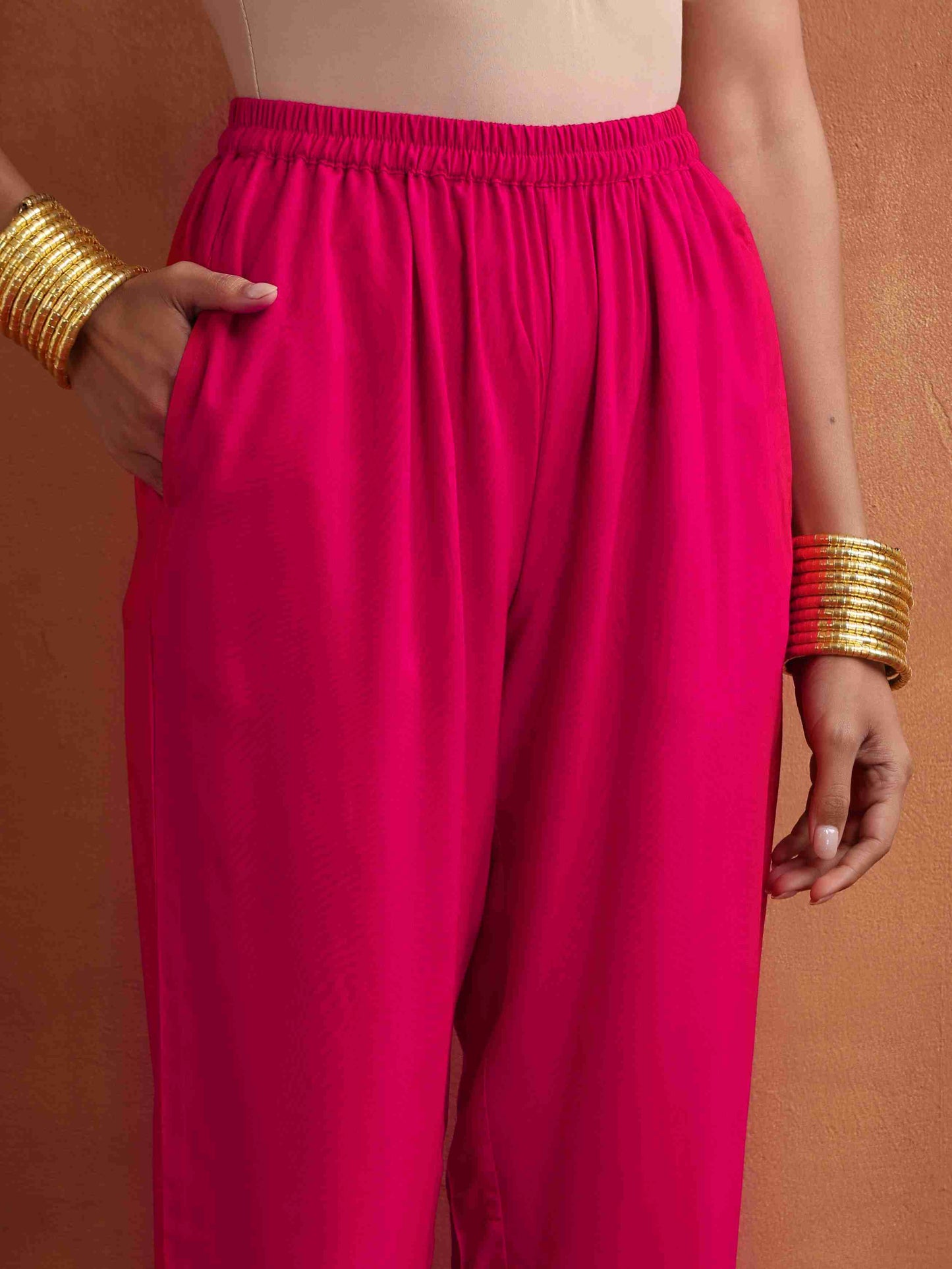 trueBrowns Red Print Flared Anarkali Kurta Set | Swadesiicart