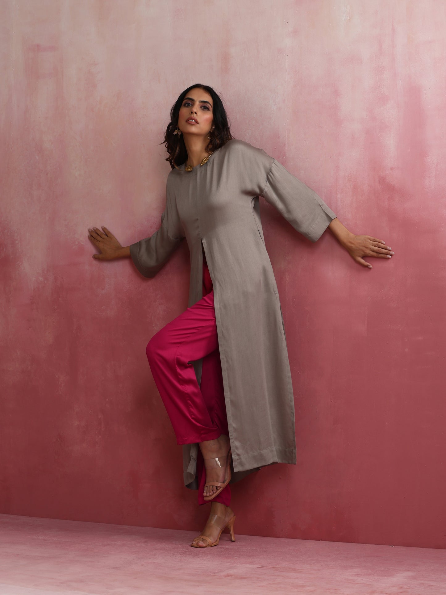 trueBrowns Grey High Slit Modal Kurta Set | Swadesiicart