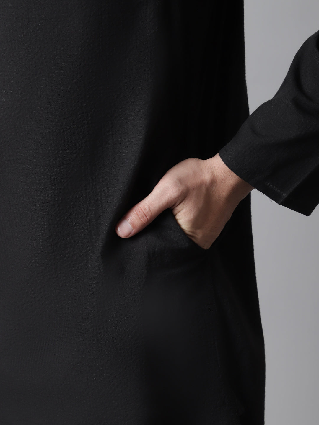 Even Apparels Black Pure Cotton Kurta With Band Collar | Swadesiicart