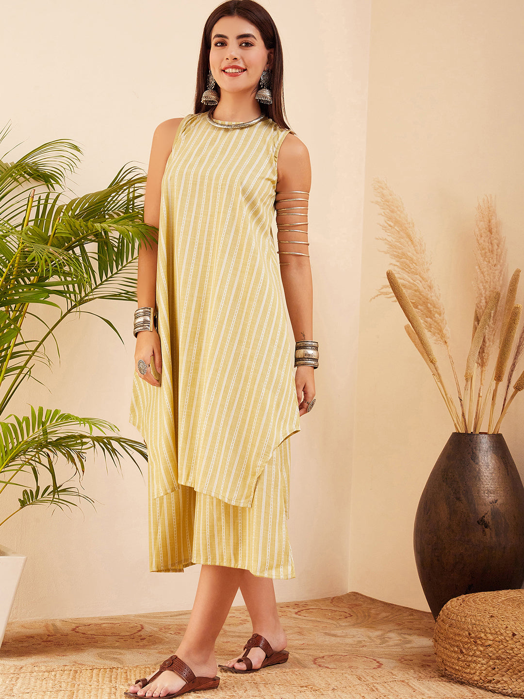 InWeave Women's Light Yellow Lurex Kantha Mandarin Neck Kurta Palazzo Set - Swadesiicart
