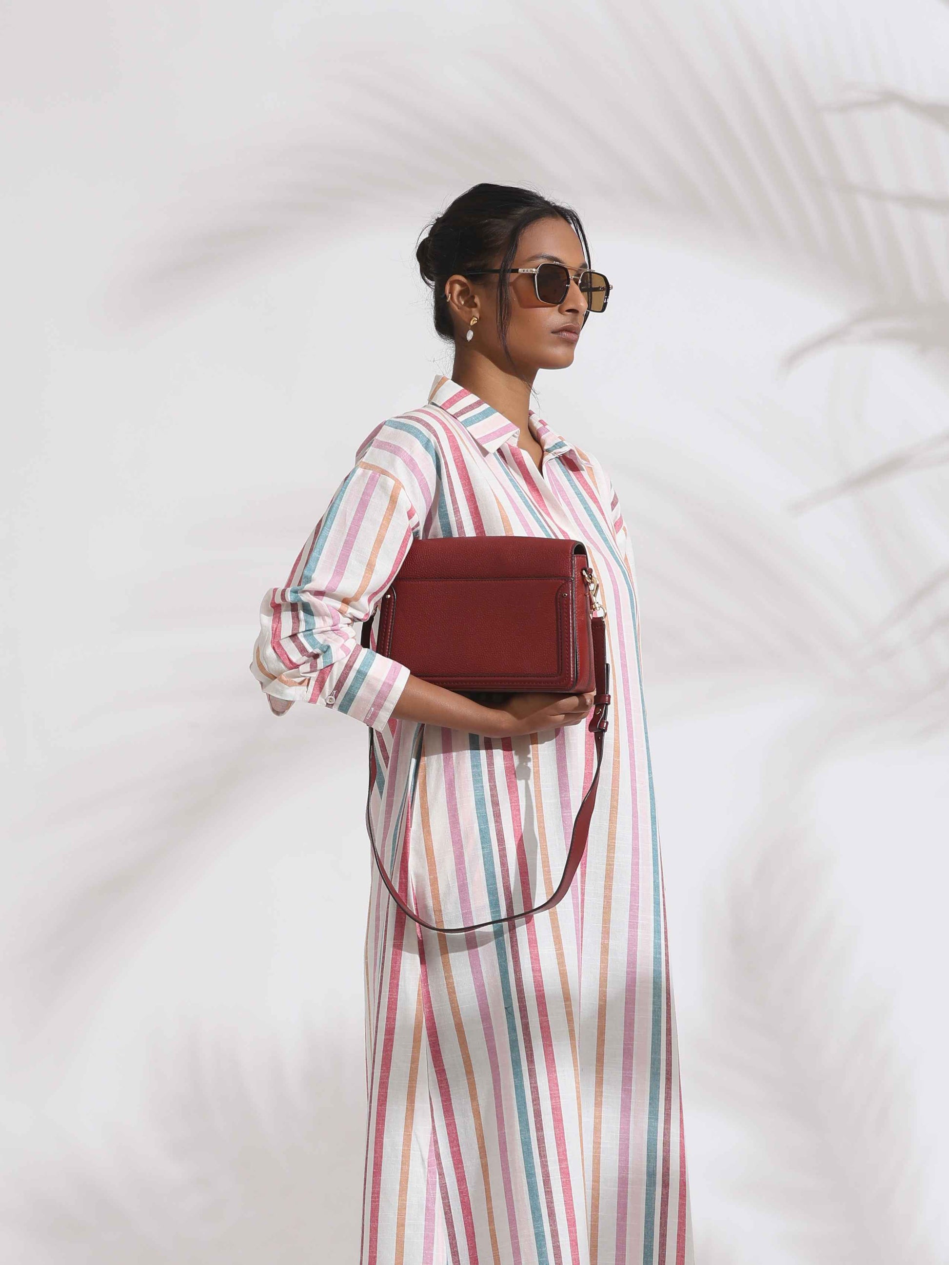 trueBrowns Off-White Cotton Multi Stripe A-line Kurta Set | Swadesiicart