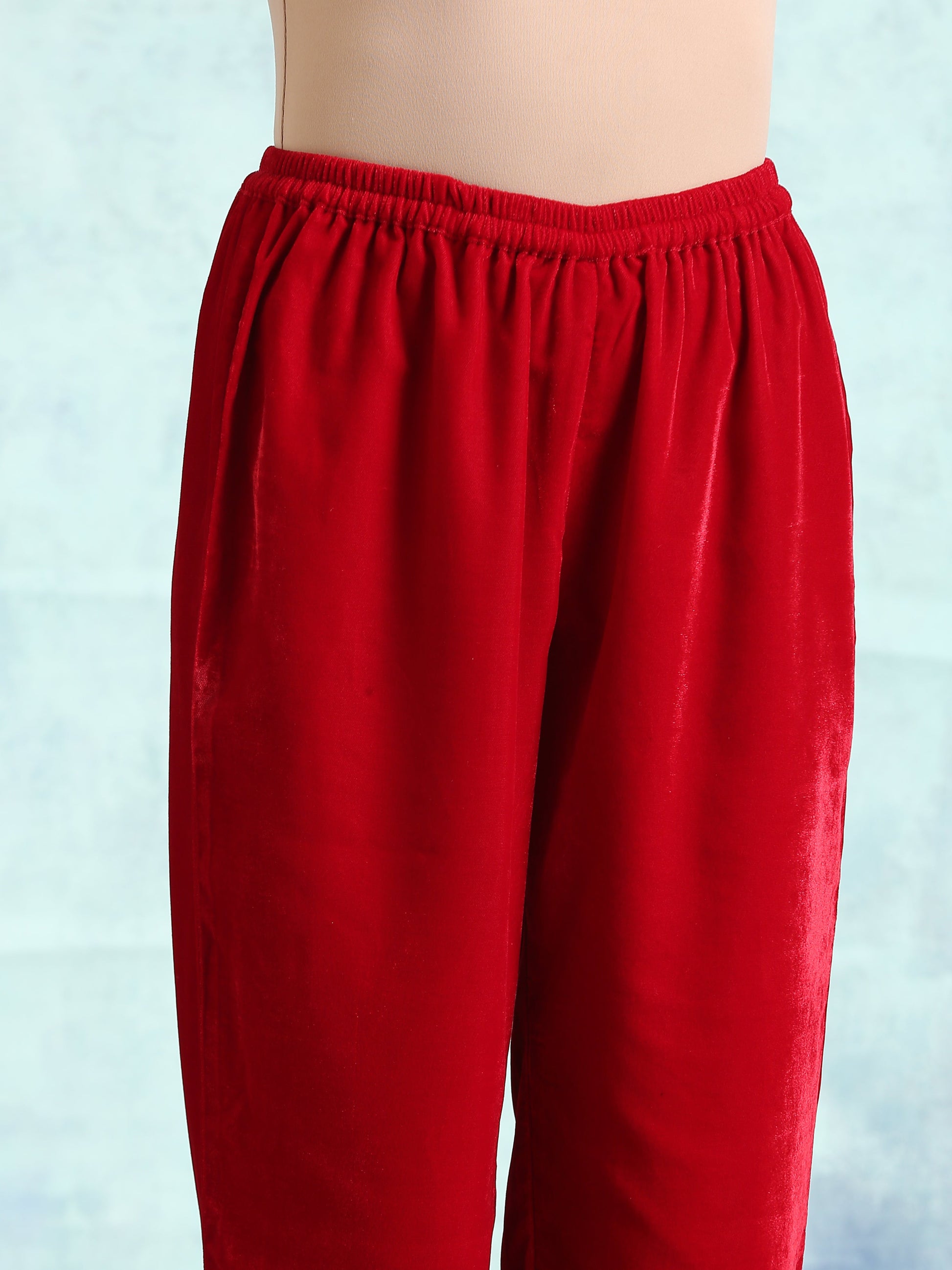 trueBrowns True Red Velvet Lace Co-Ord Set - Swadesiicart