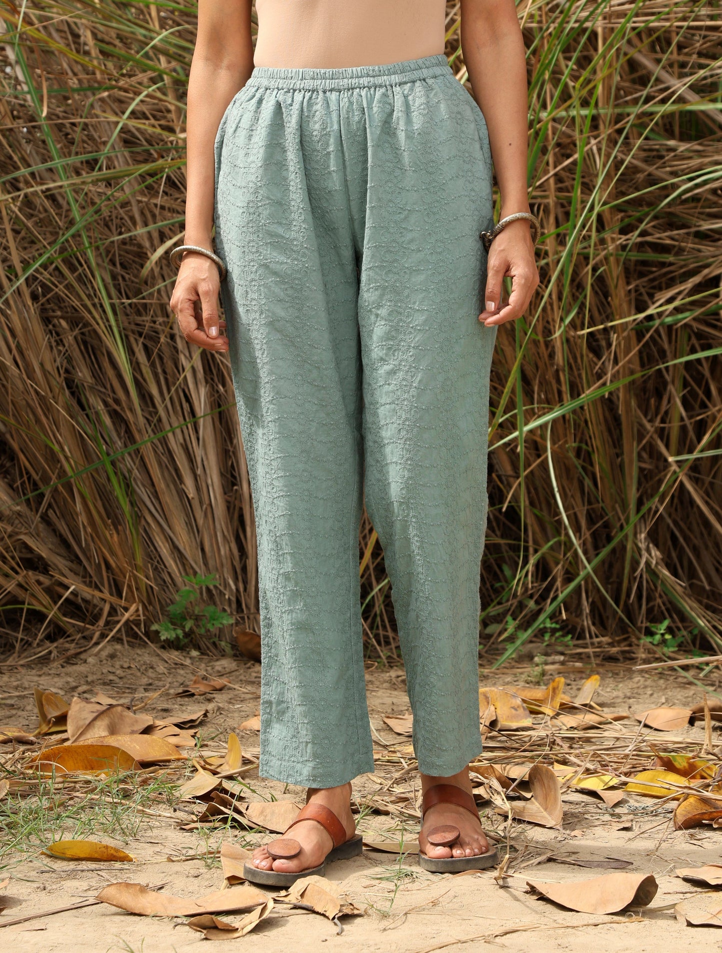 trueBrowns Blue Cotton Dobby S/L Kurta Set | Swadesiicart