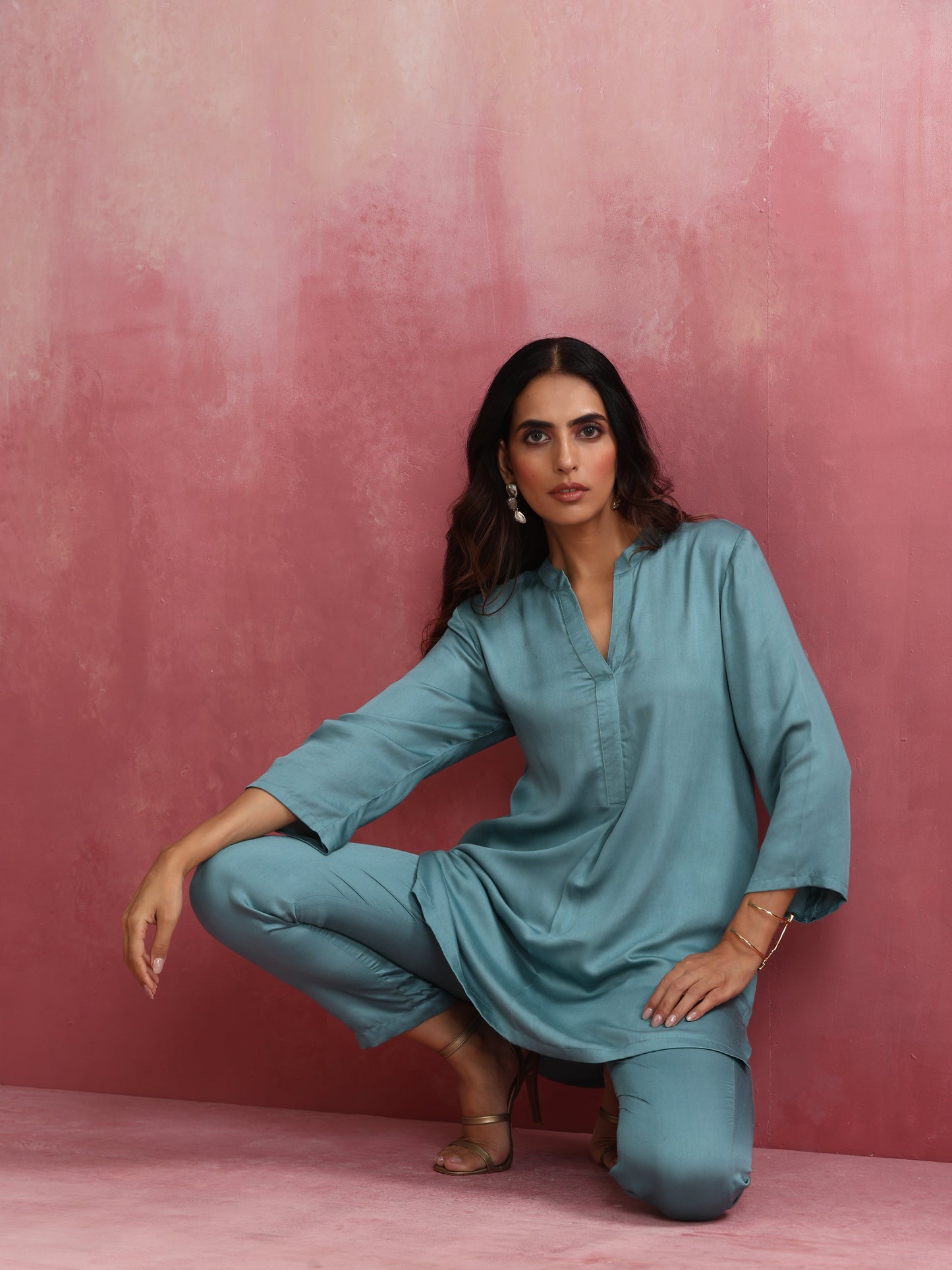 trueBrowns Light Blue Modal Straight Kurta Co-ord Set - Swadesiicart