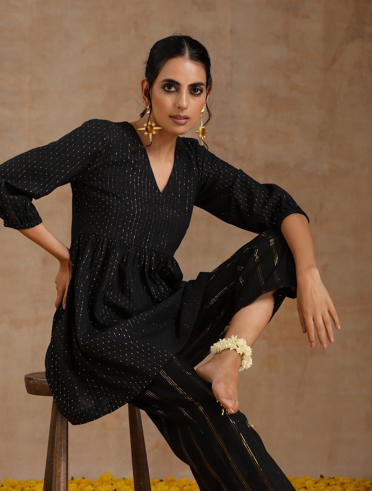 trueBrowns Black Gold Cotton Overlap Co-Ord Set - Swadesiicart