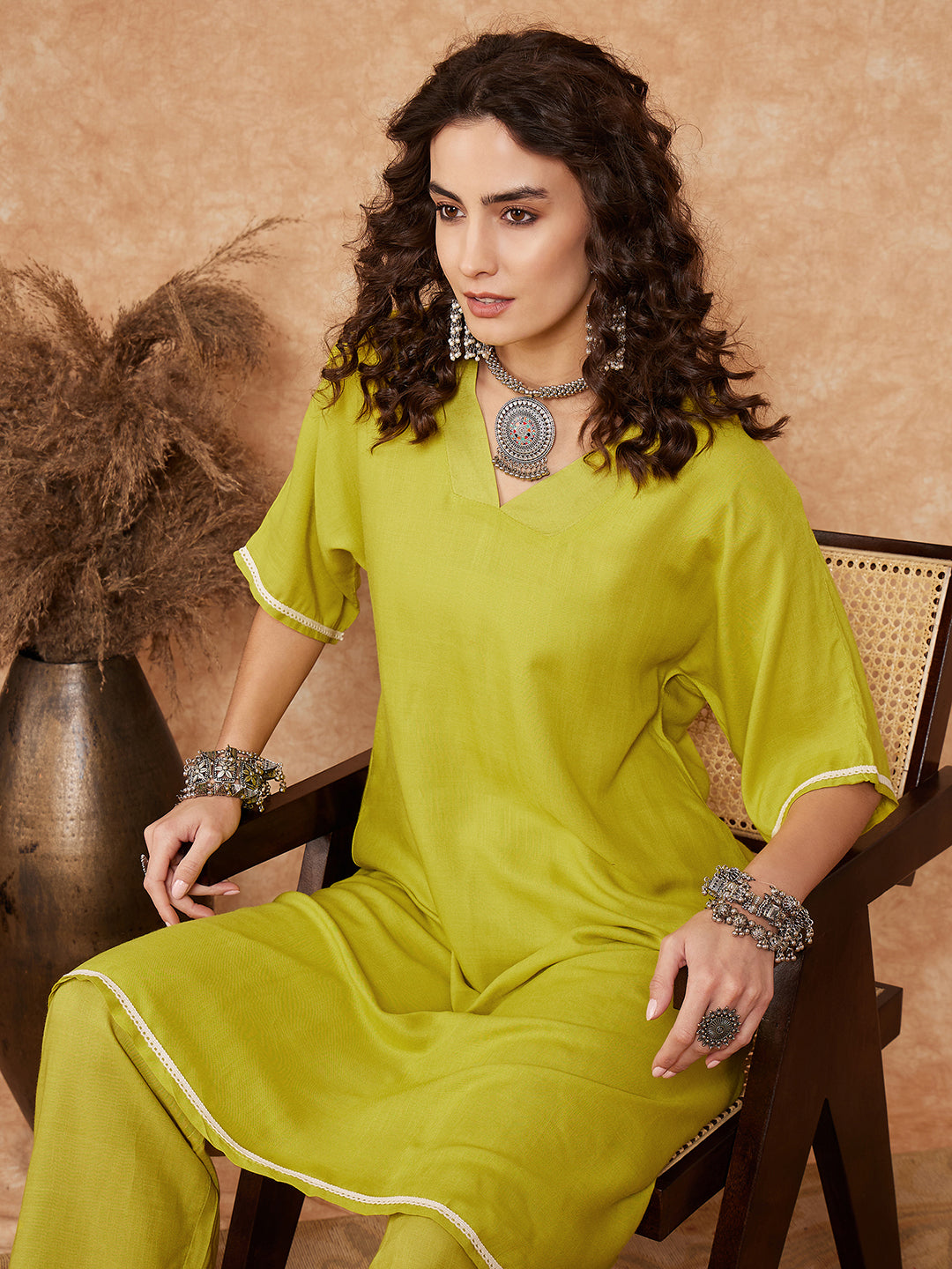 InWeave Women's Pear Green Solid Lace Work Kimono Sleeve Kurta Set - Swadesiicart