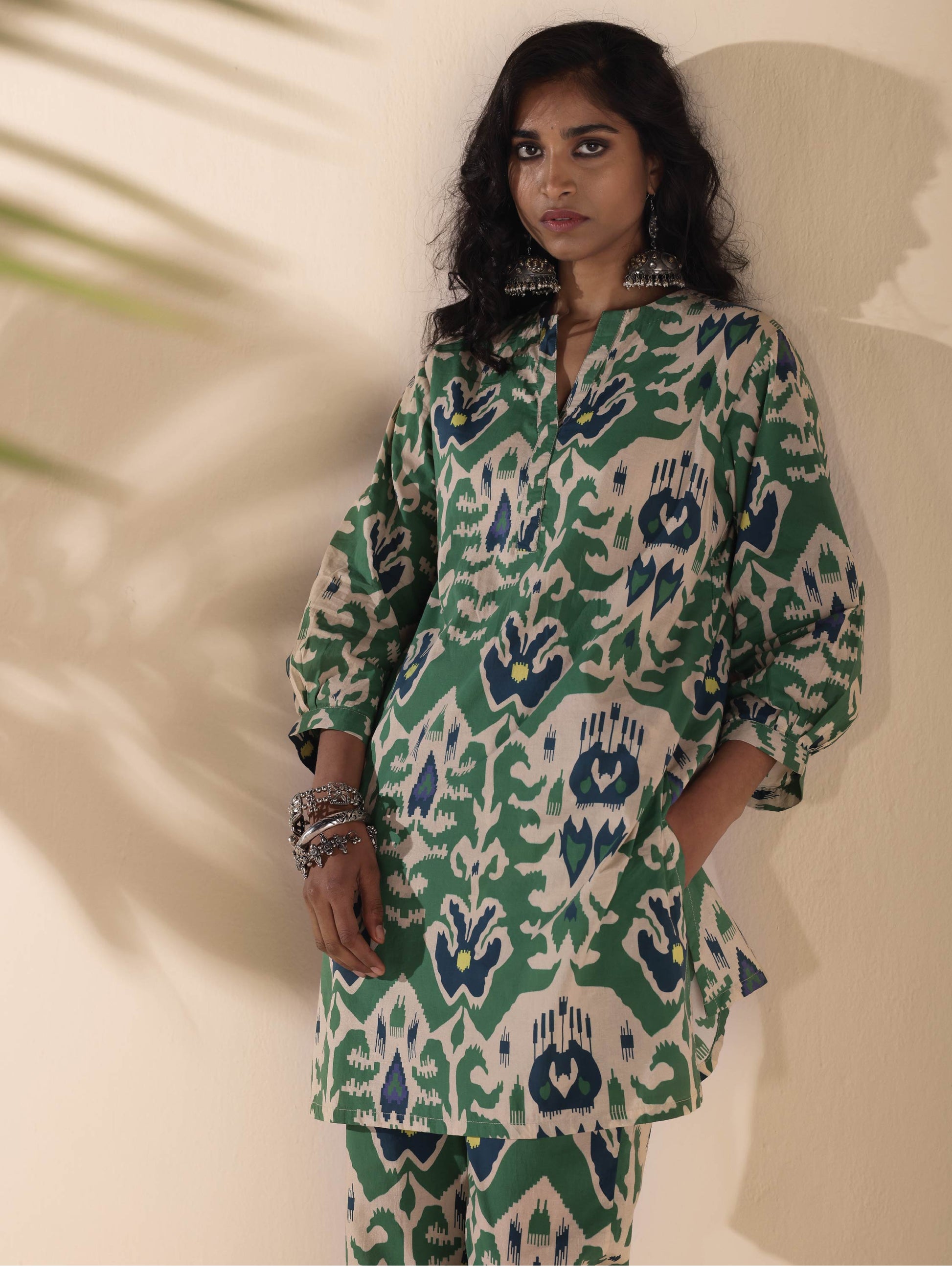 trueBrowns Green Cotton Ikat Relaxed Co-ord Set - Swadesiicart