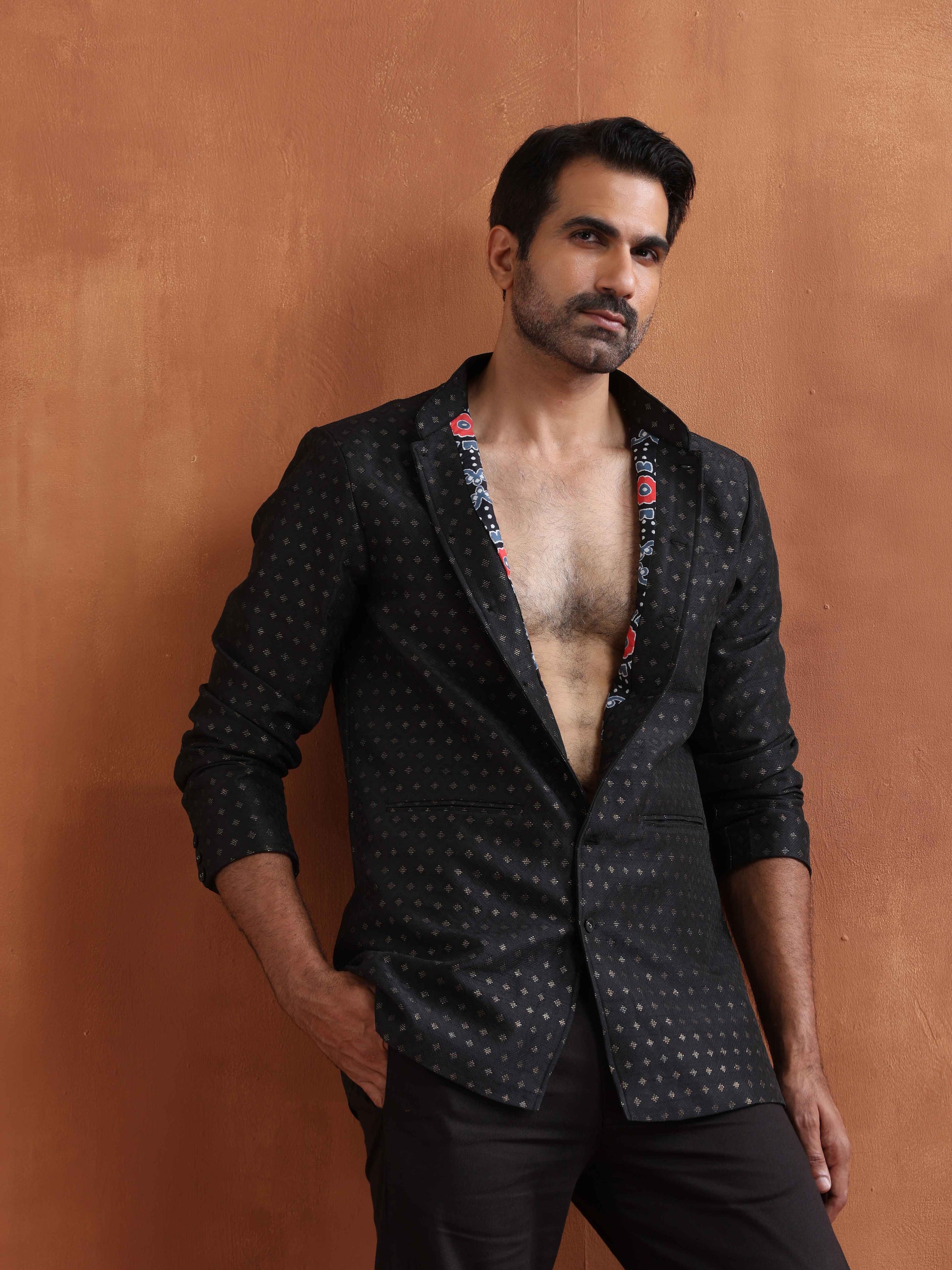 trueBrowns Men's Black Chanderi Long Jacket | Swadesiicart
