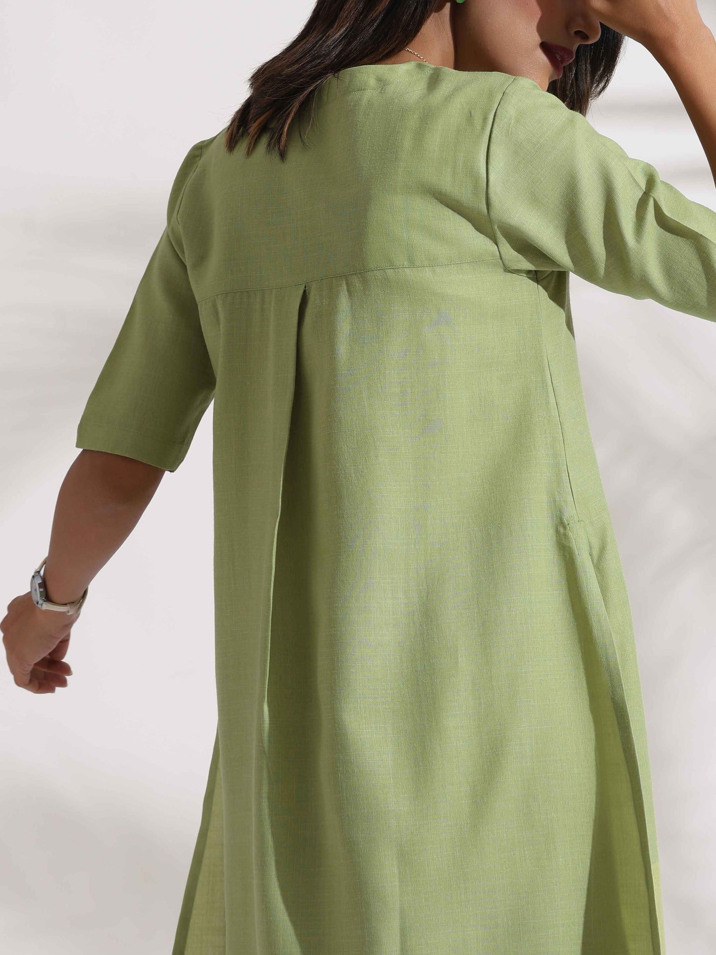 trueBrowns Green Slub Kurta Set | Swadesiicart