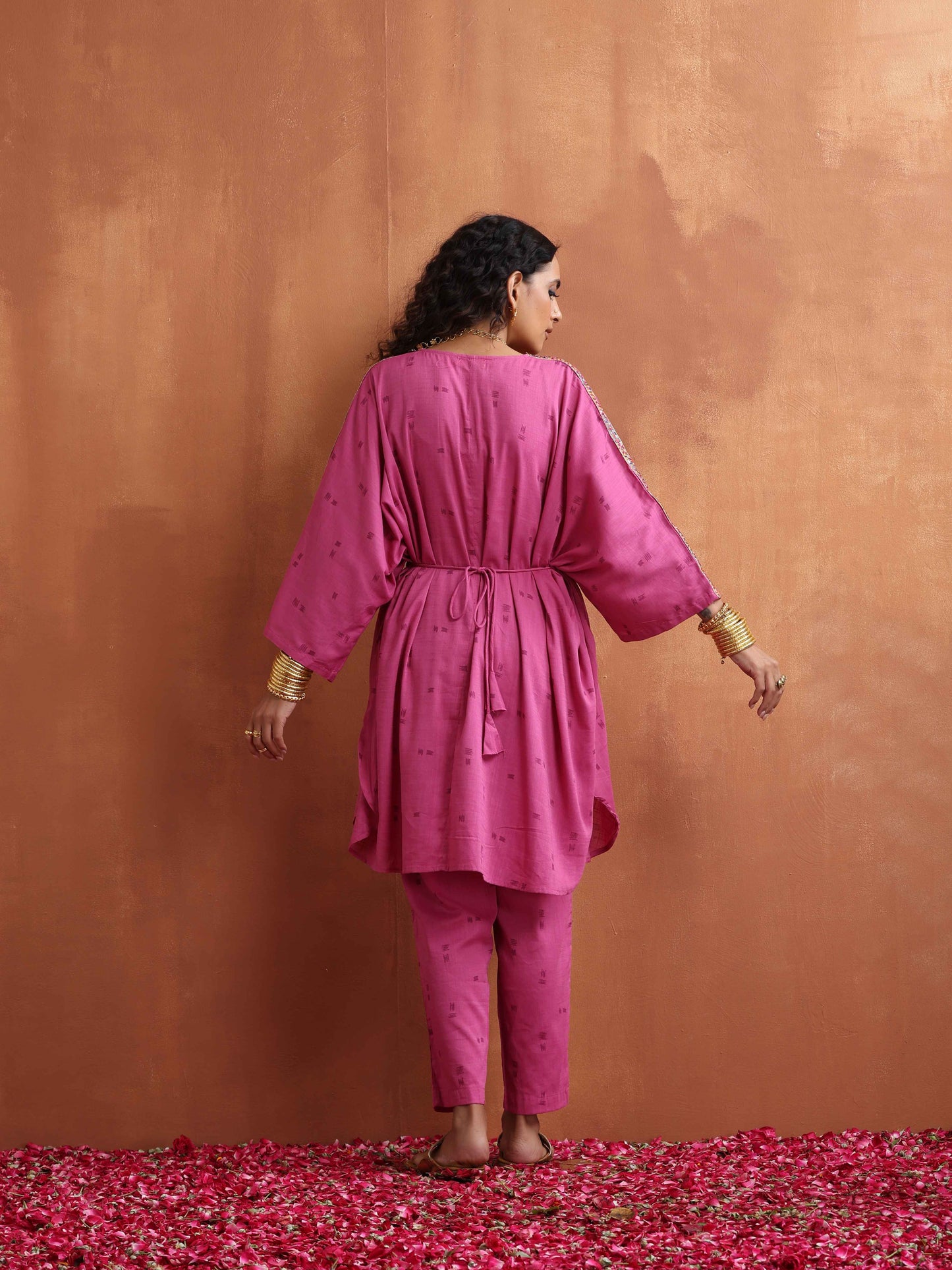 trueBrowns Pink Print Kaftan Kurta Co-ord Set - Swadesiicart