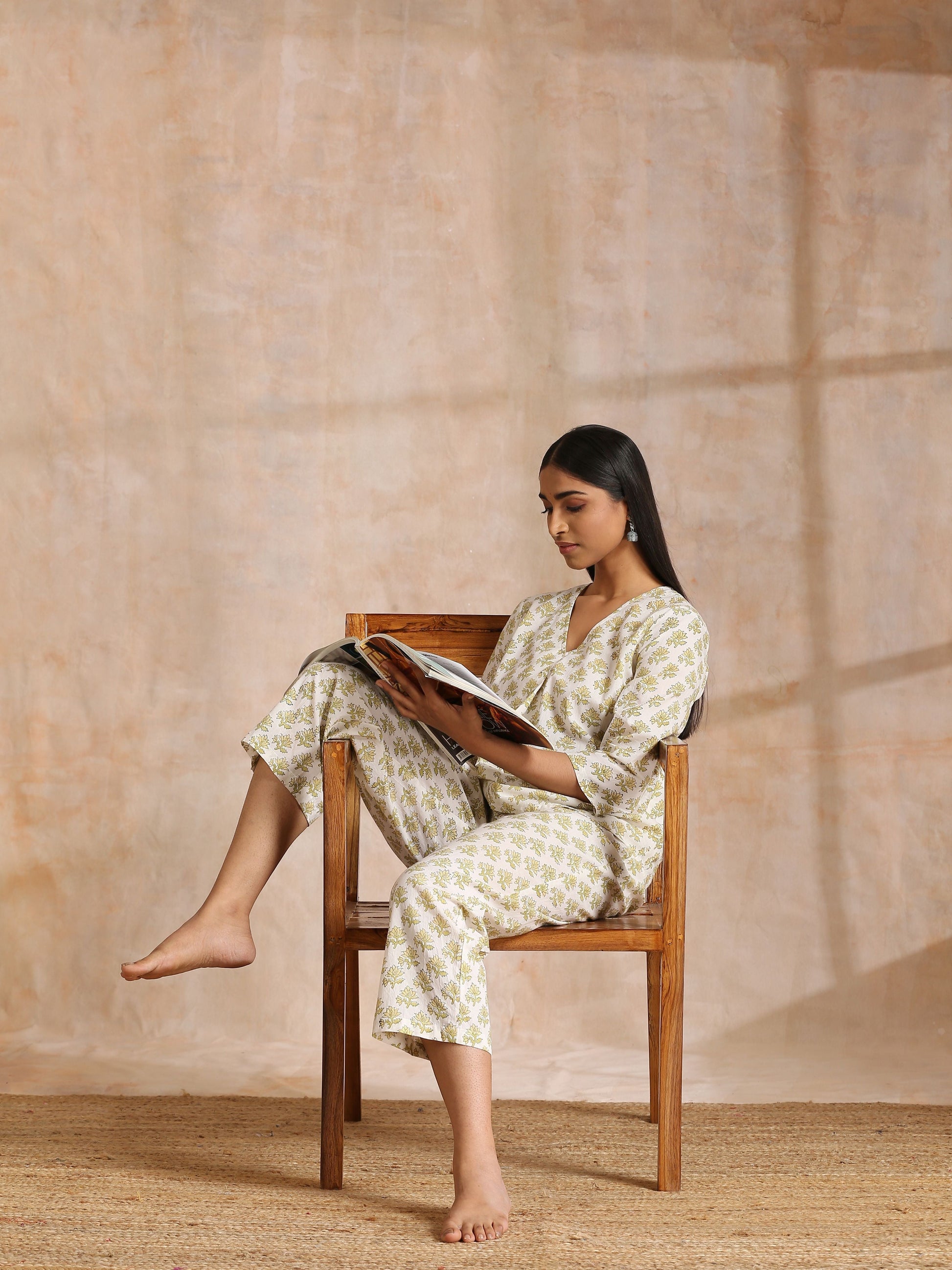 trueBrowns Green Buta On Off-White Block Print Cotton Co-Ord Set - Swadesiicart