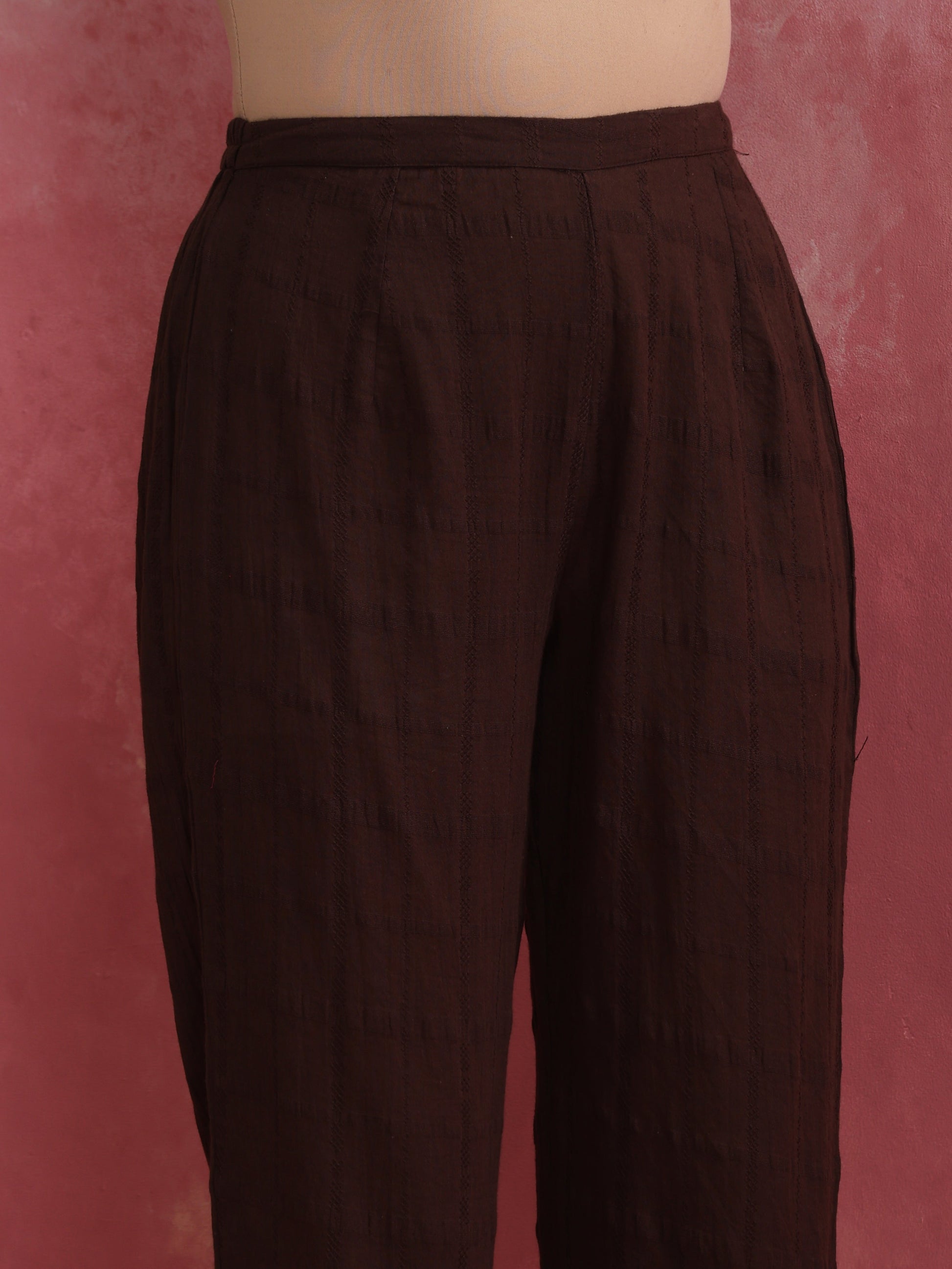 trueBrowns Mauve Cotton Dobby Front Slit Kurta Set | Swadesiicart