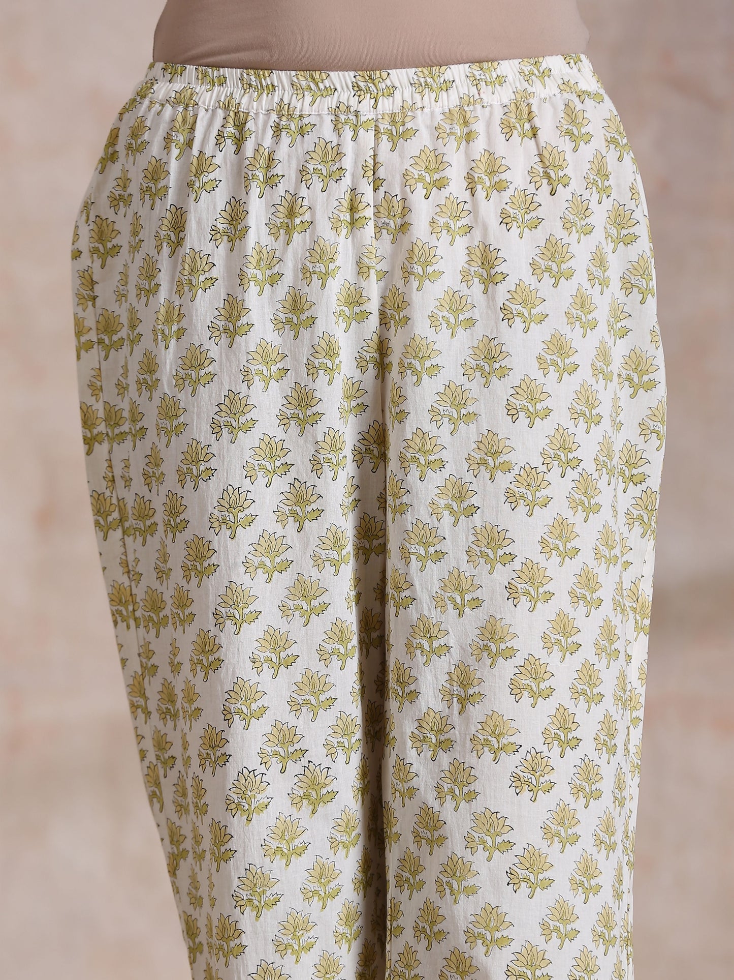 trueBrowns Green Buta On Off White Block Print Cotton Slit Gathered Kurta Set | Swadesiicart