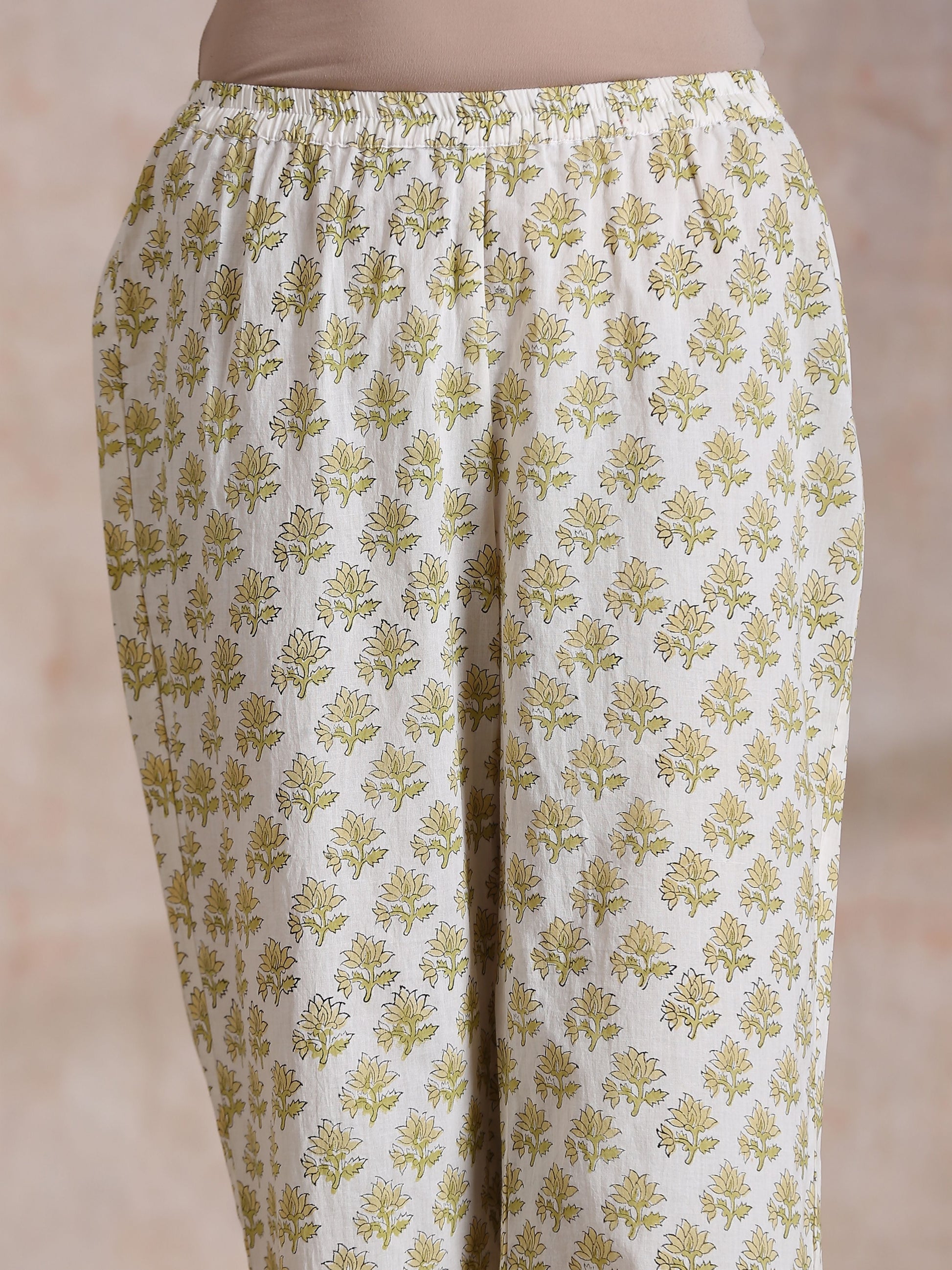 trueBrowns Green Buta On Off White Block Print Cotton Slit Gathered Kurta Set | Swadesiicart