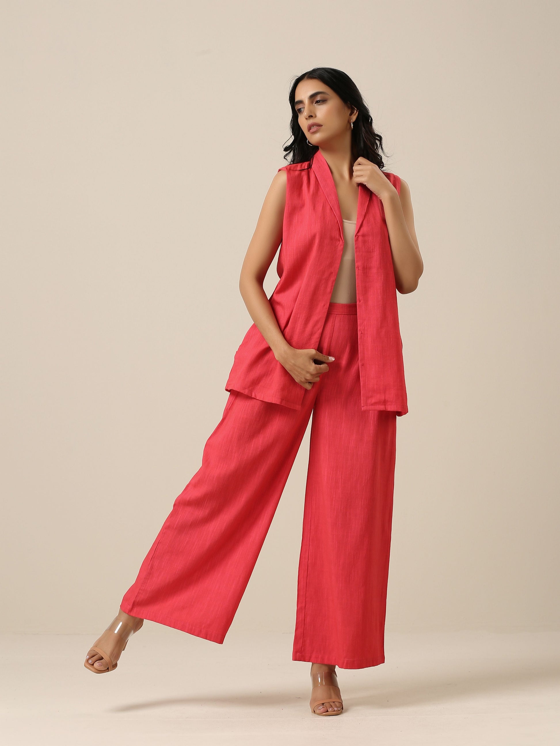 trueBrowns Bright Pink Slub Texture Sleevesless Jacket Pant Set | Swadesiicart