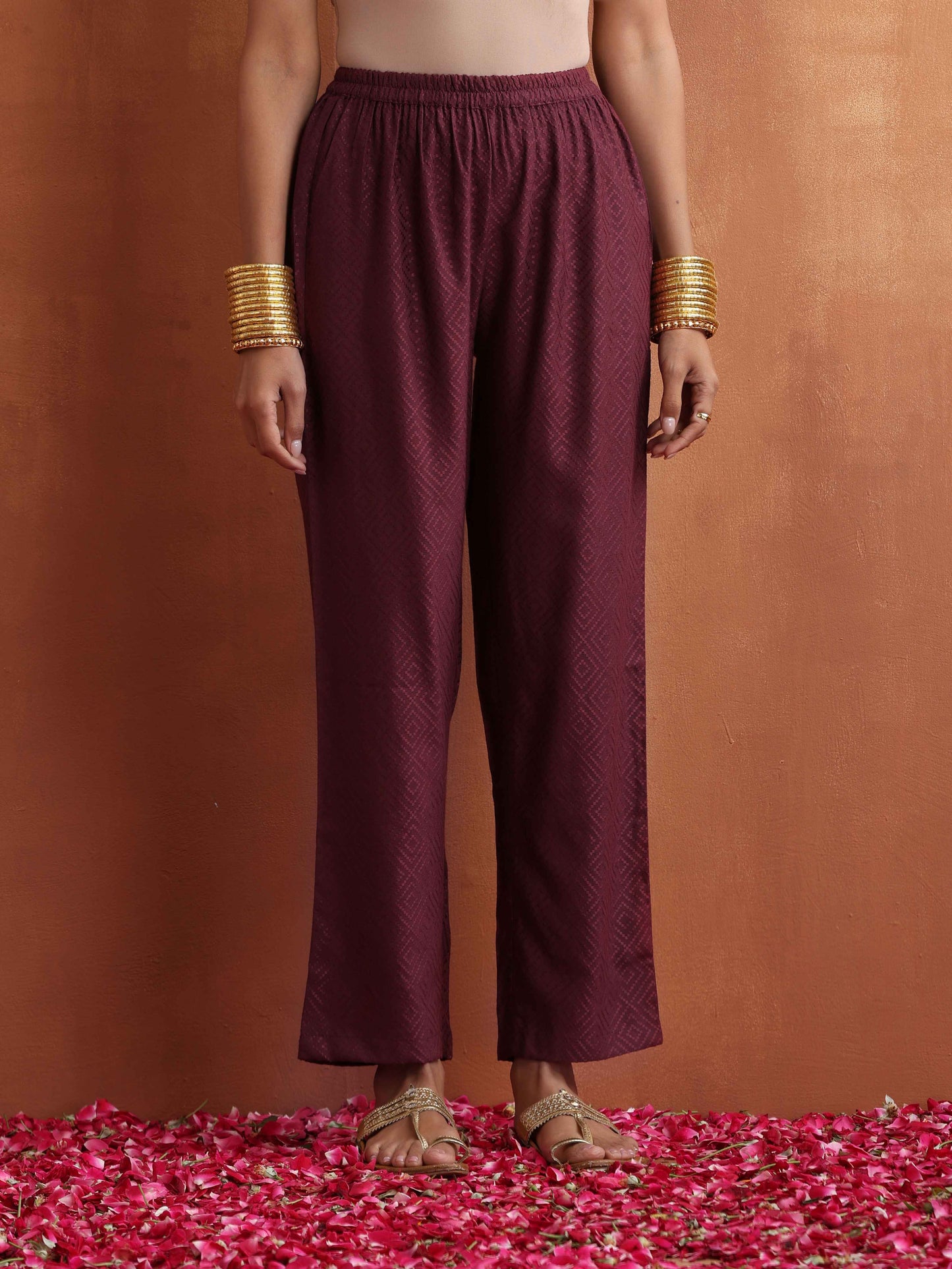 trueBrowns Maroon Straight Kurta Set | Swadesiicart