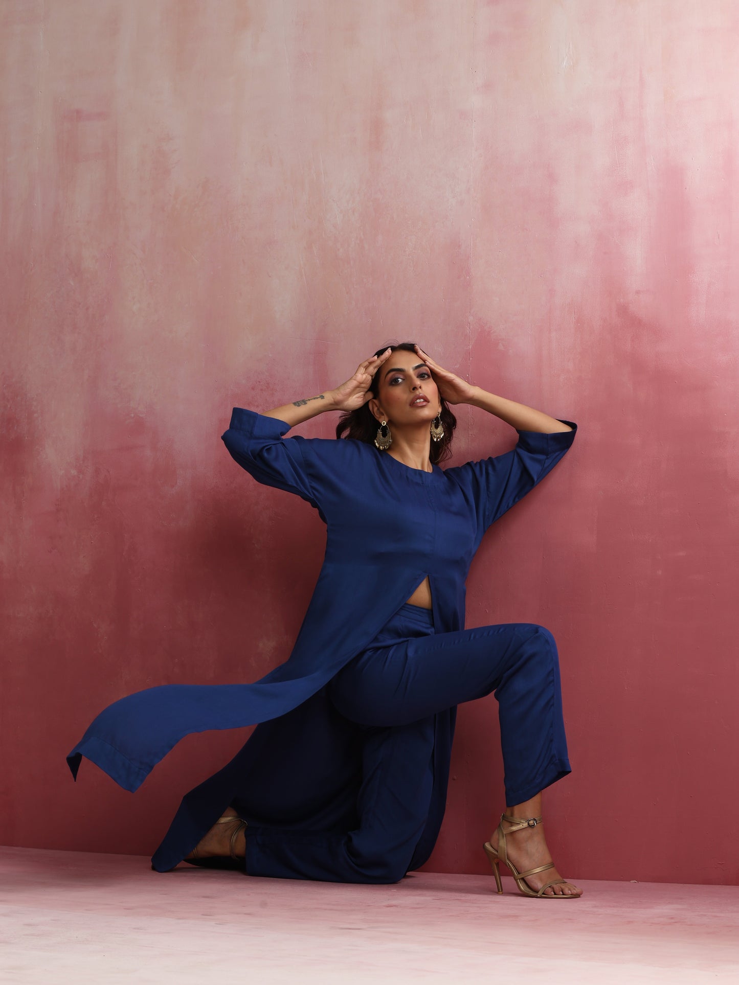 trueBrowns Blue Modal Front Slit Kurta set | Swadesiicart