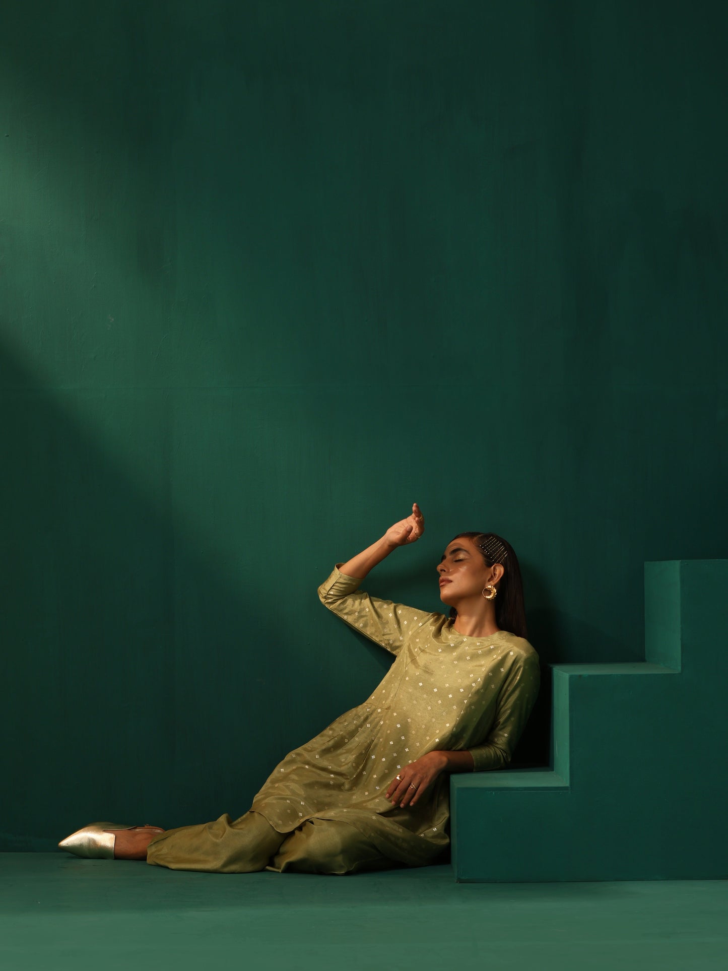 trueBrowns Green Square Viscose Silk Side Gathered Co-ord Set - Swadesiicart