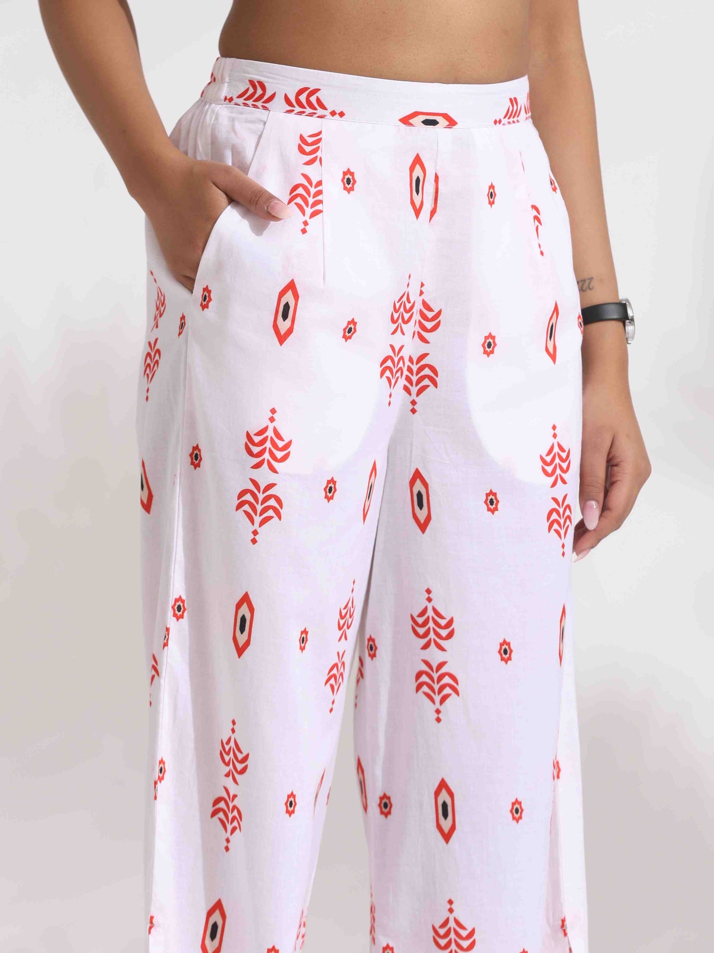 trueBrowns White Cotton Print Tie-up Top & Pants Co-ord Set - Swadesiicart