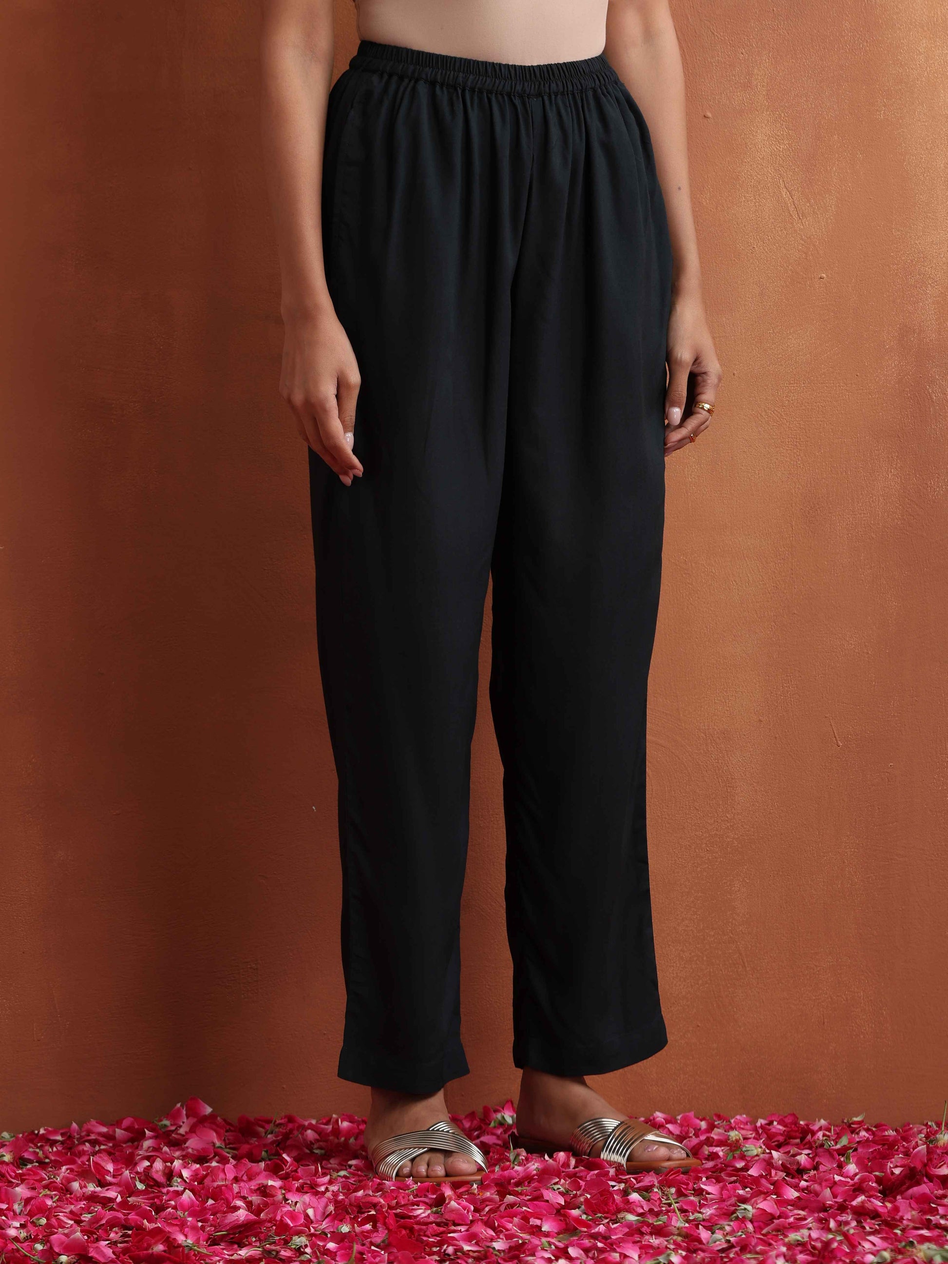trueBrowns Black Print Kurta Co-ord Set - Swadesiicart