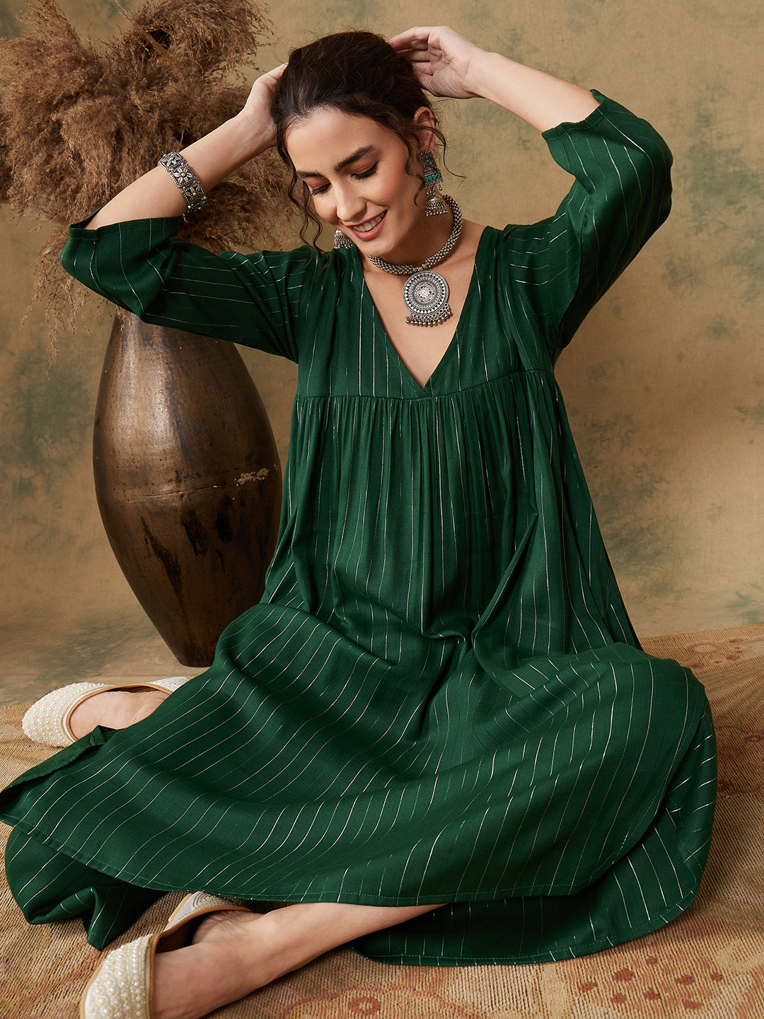 InWeave Women's Pine Green Lurex Flared V Neck Kurta Palazzo Set - Swadesiicart