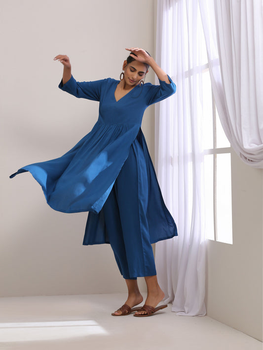 trueBrowns Classic Blue Dobby High Slit Gathered Kurta Set | Swadesiicart