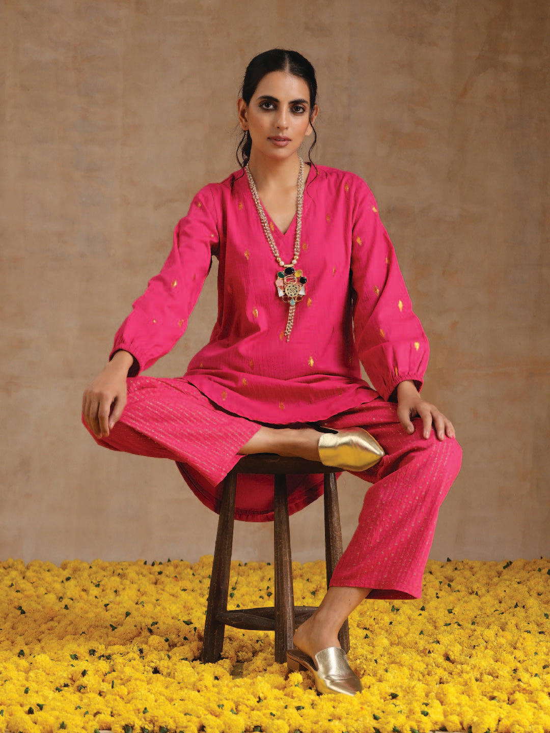 trueBrowns Pink Gold Cotton Short Co-Ord Set - Swadesiicart