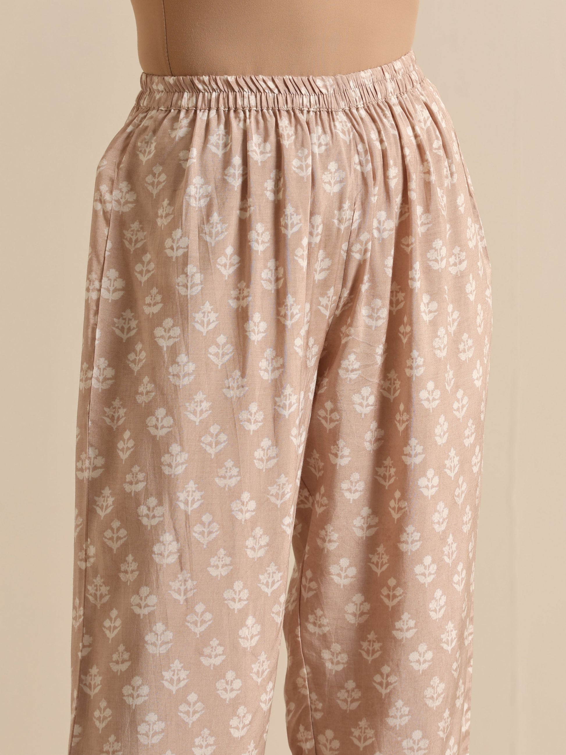 trueBrowns Beige White Floral Silk Print Kaftan Pant Set | Swadesiicart