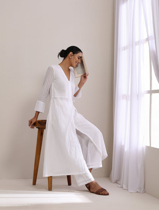 trueBrowns White Dobby Angrakha Kurta Pant Set | Swadesiicart