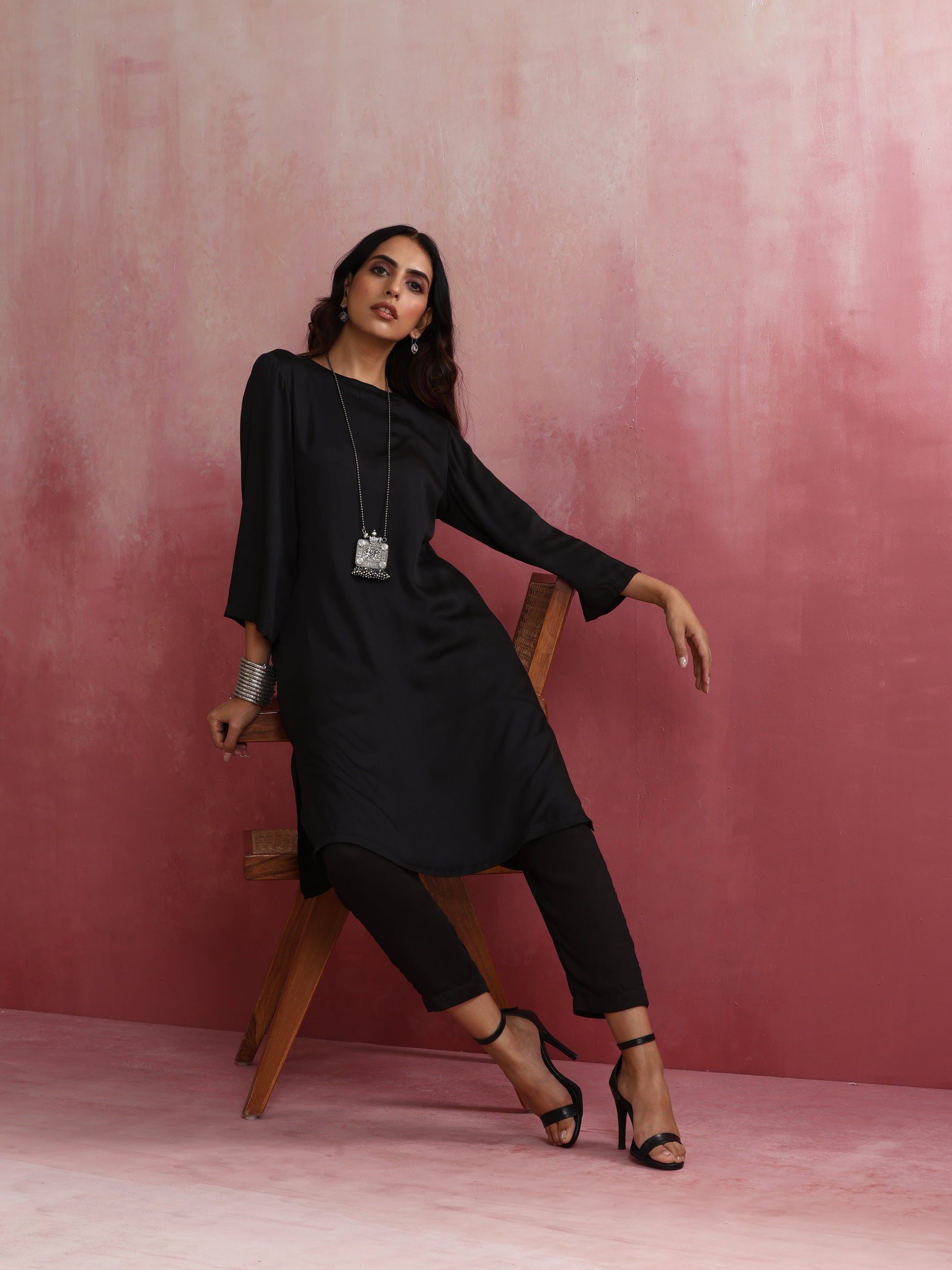 trueBrowns Black Modal Round Neck Kurta Co-ord Set - Swadesiicart