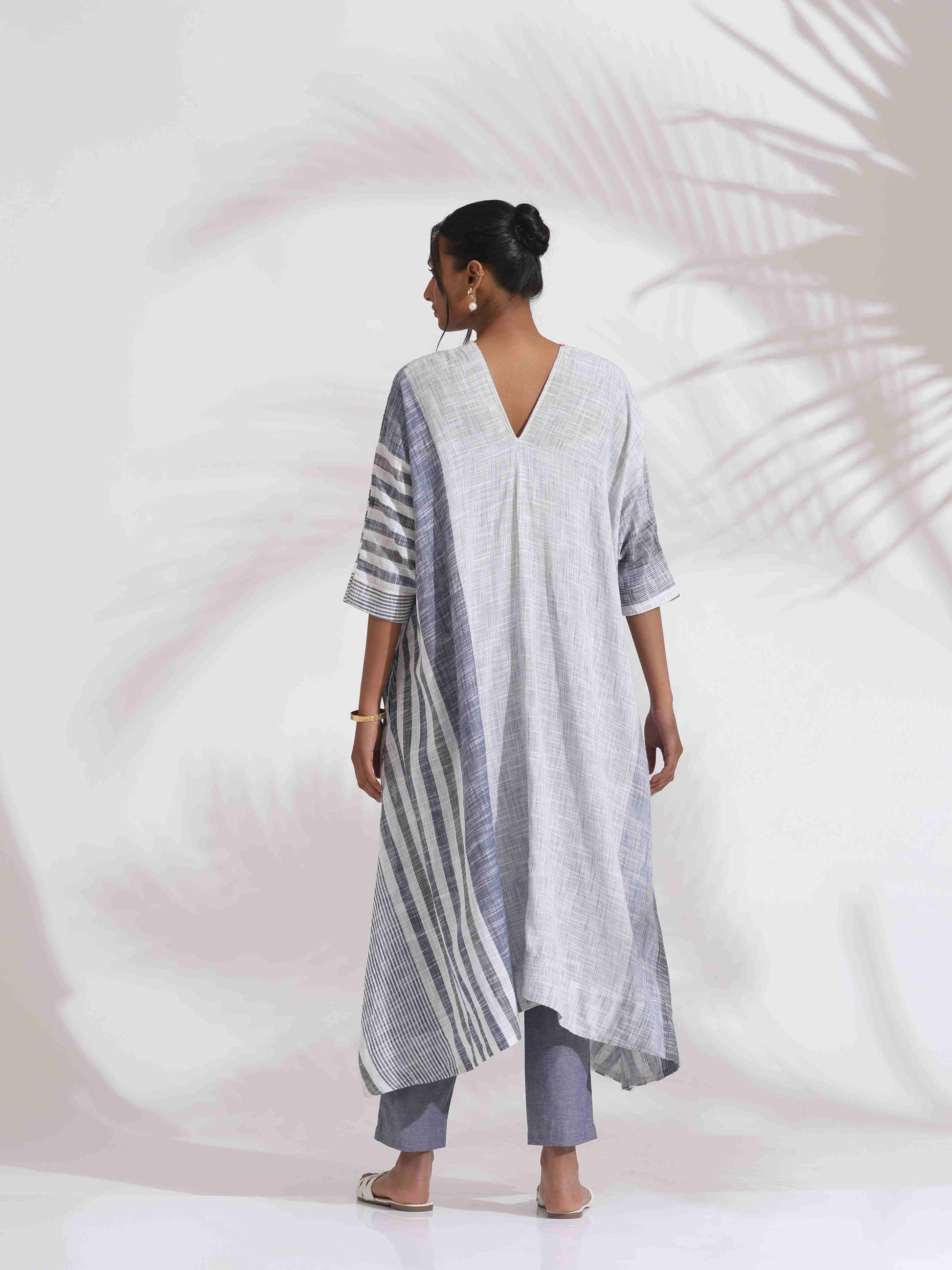 trueBrowns Off-White Cotton Multi Stripe Flared Kurta Set | Swadesiicart
