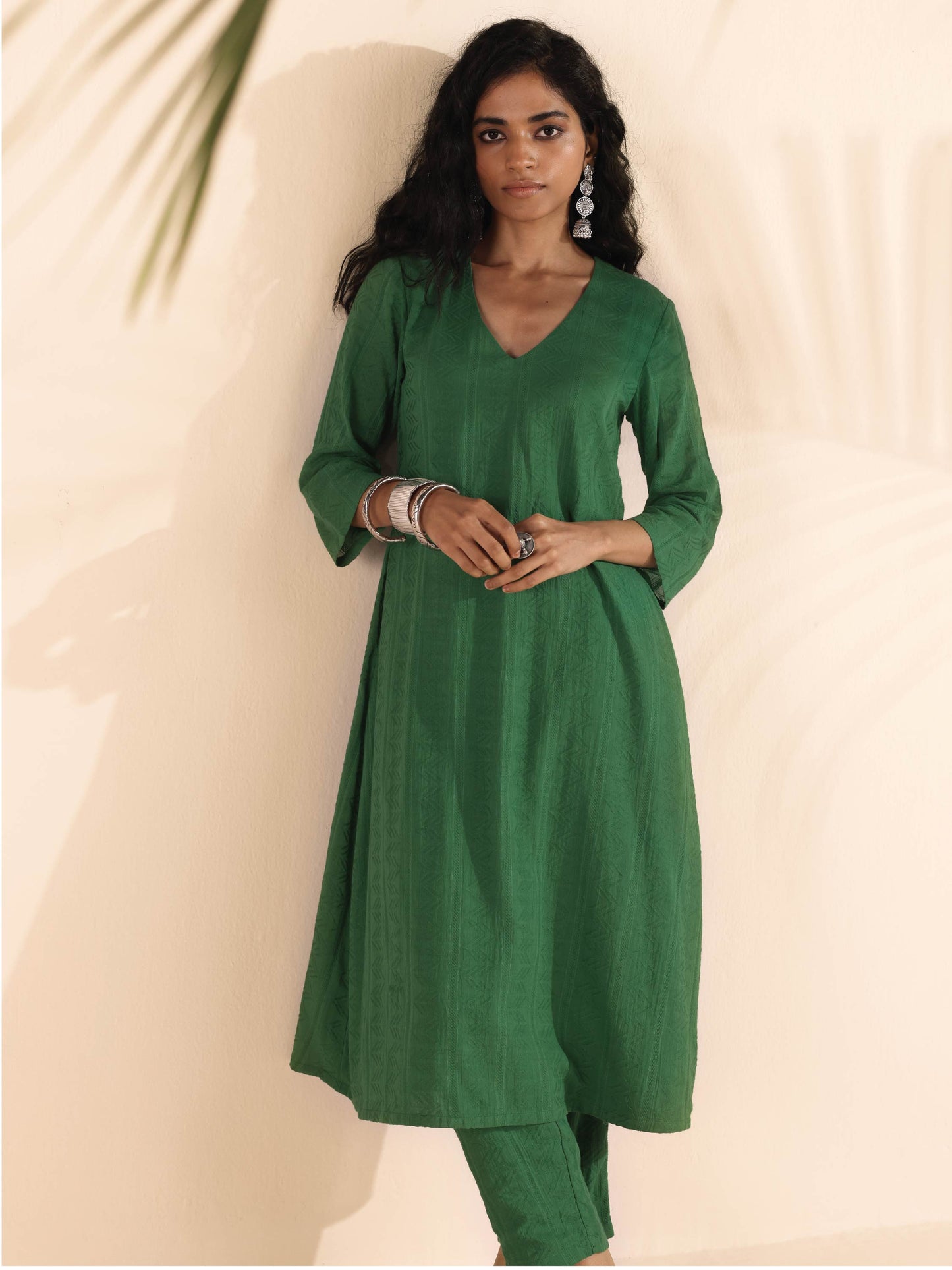 trueBrowns Green Cotton Dobby Kurta Pant Set | Swadesiicart