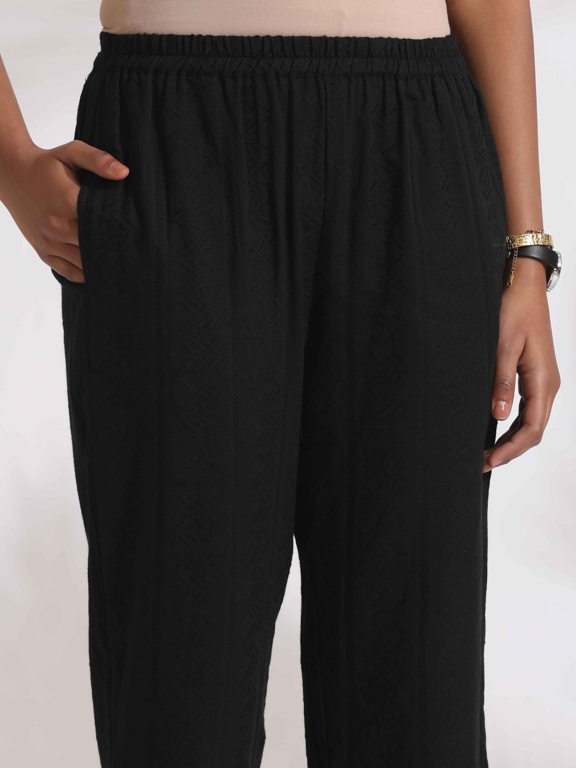 trueBrowns Black Cotton High Slit Kurta Set | Swadesiicart
