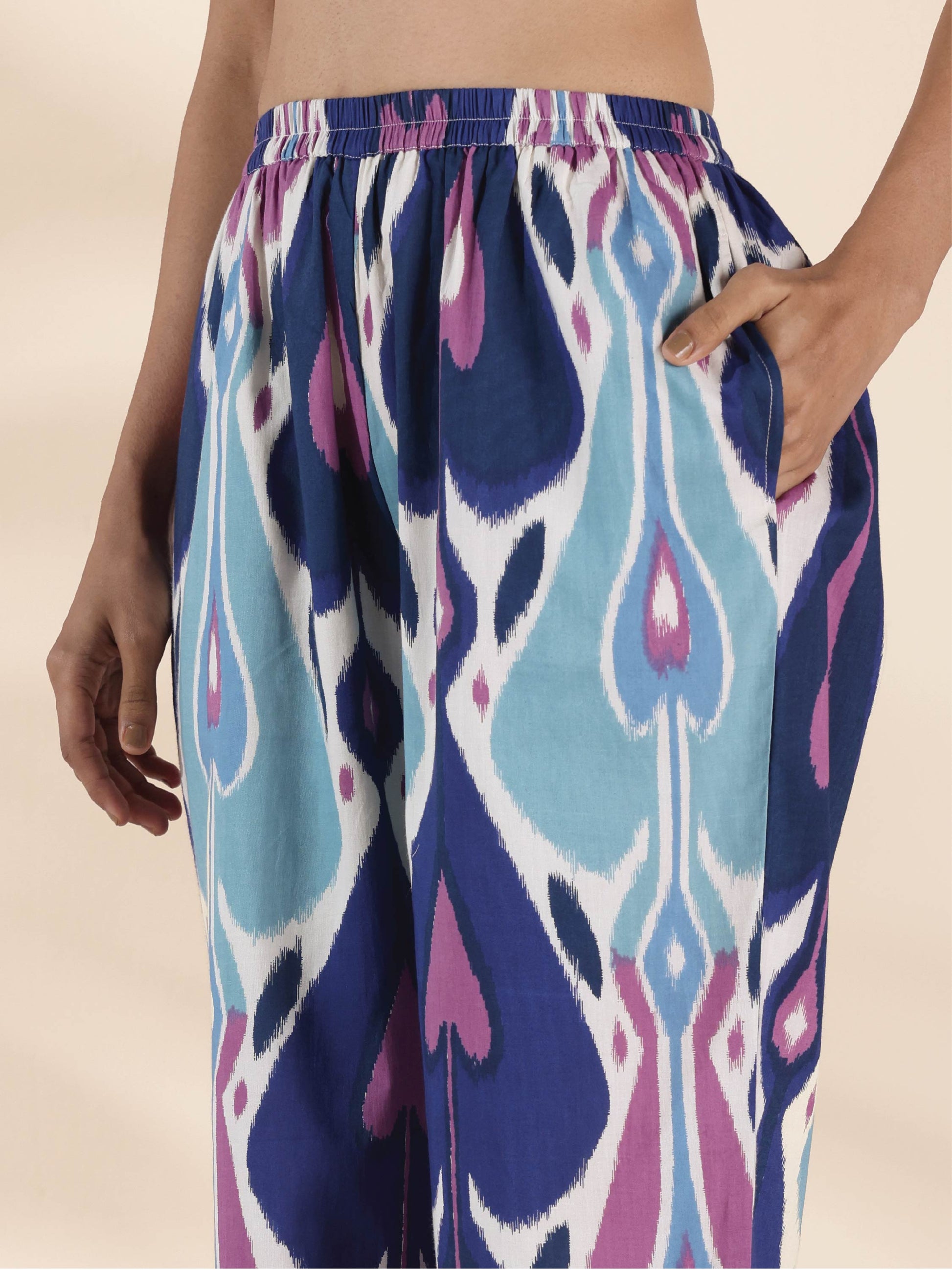 trueBrowns Blue Cotton Ikat V-neck Co-ord Set - Swadesiicart