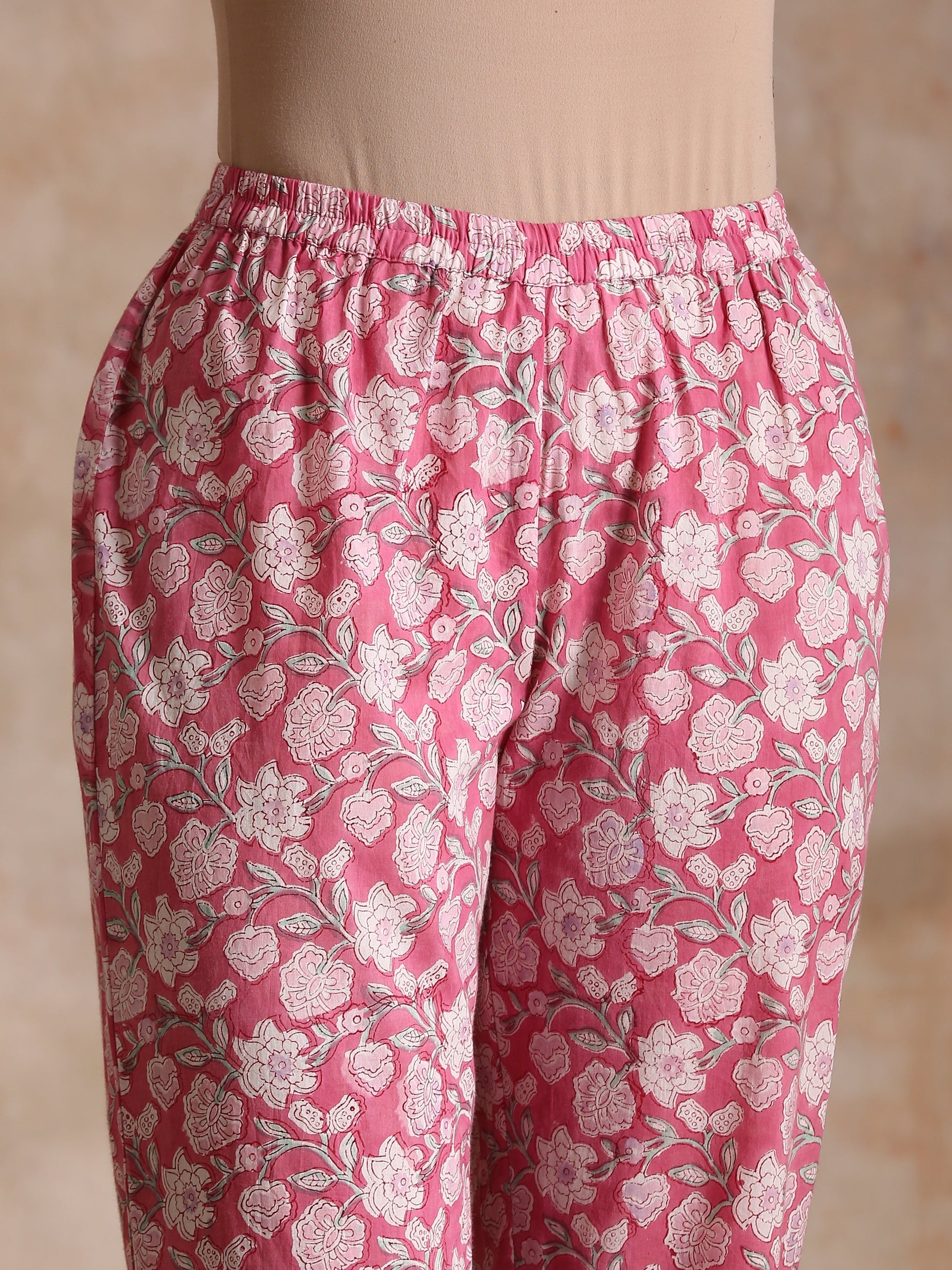 trueBrowns Pink Overall Floral Block Print Cotton Flared Kurta Pant Set | Swadesiicart