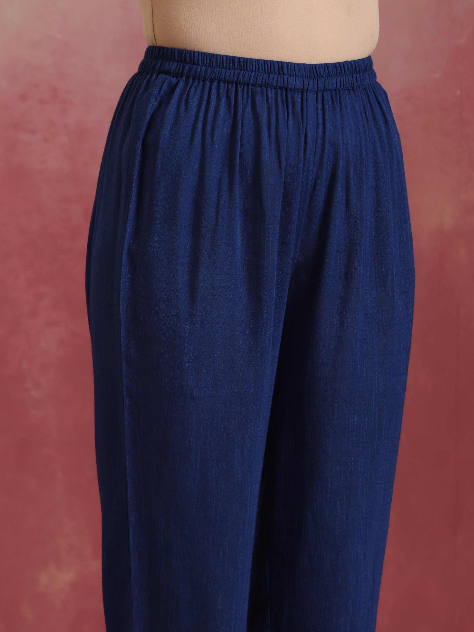 trueBrowns Blue Cotton Dobby Kurta Set | Swadesiicart