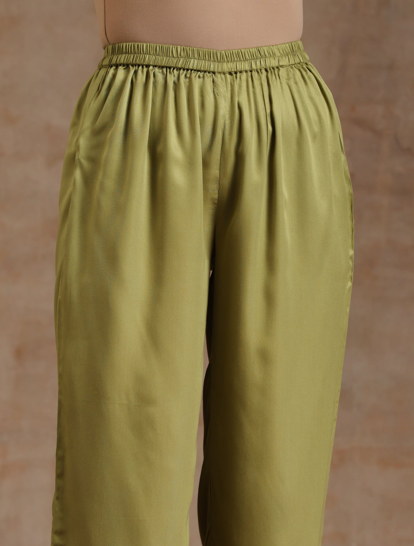 trueBrowns Light Green Modal Satin Kaftan Kurta Set | Swadesiicart