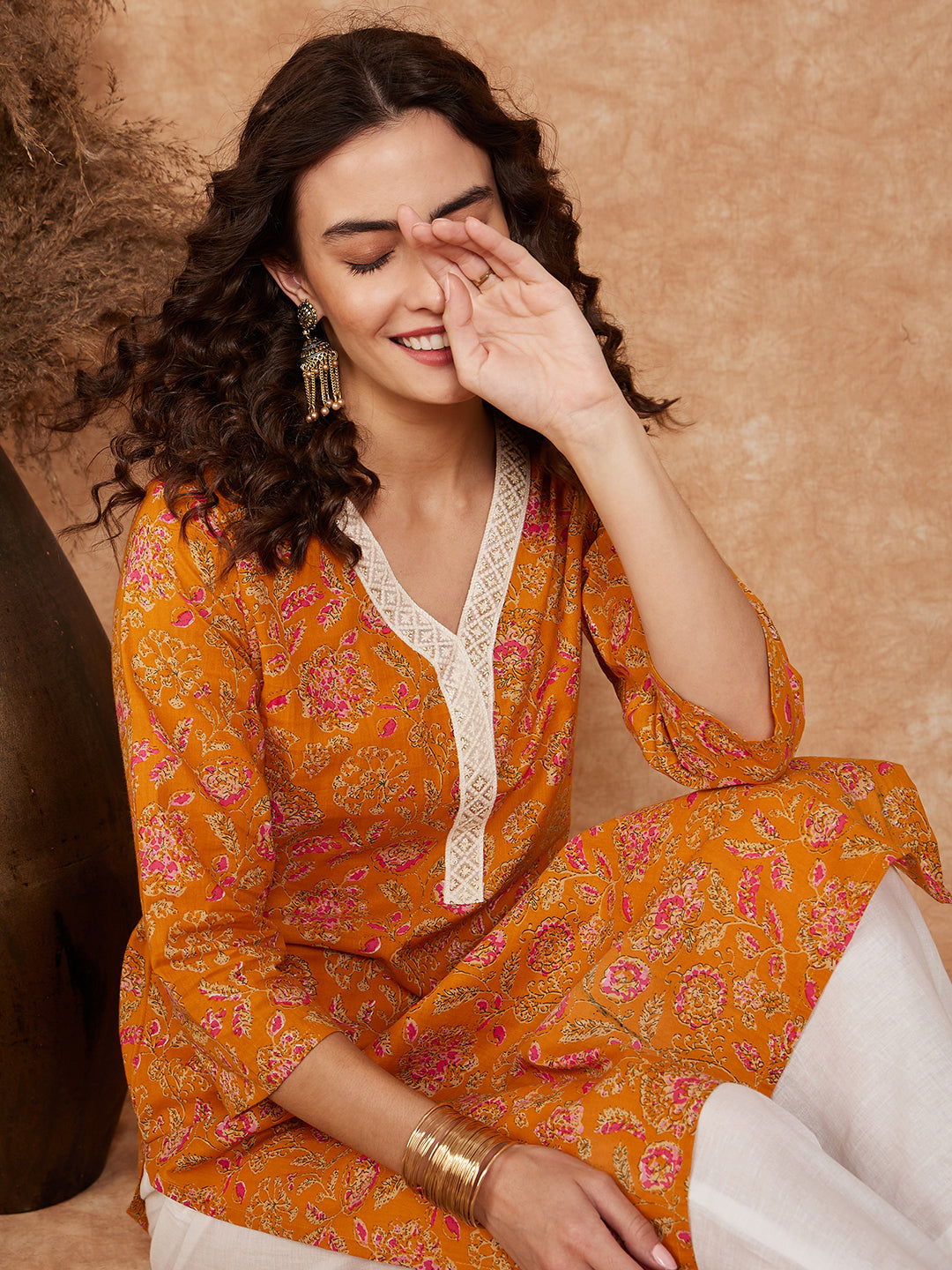 InWeave Women's Fire Yellow Print V Neck Lace Work Straight Kurta - Swadesiicart