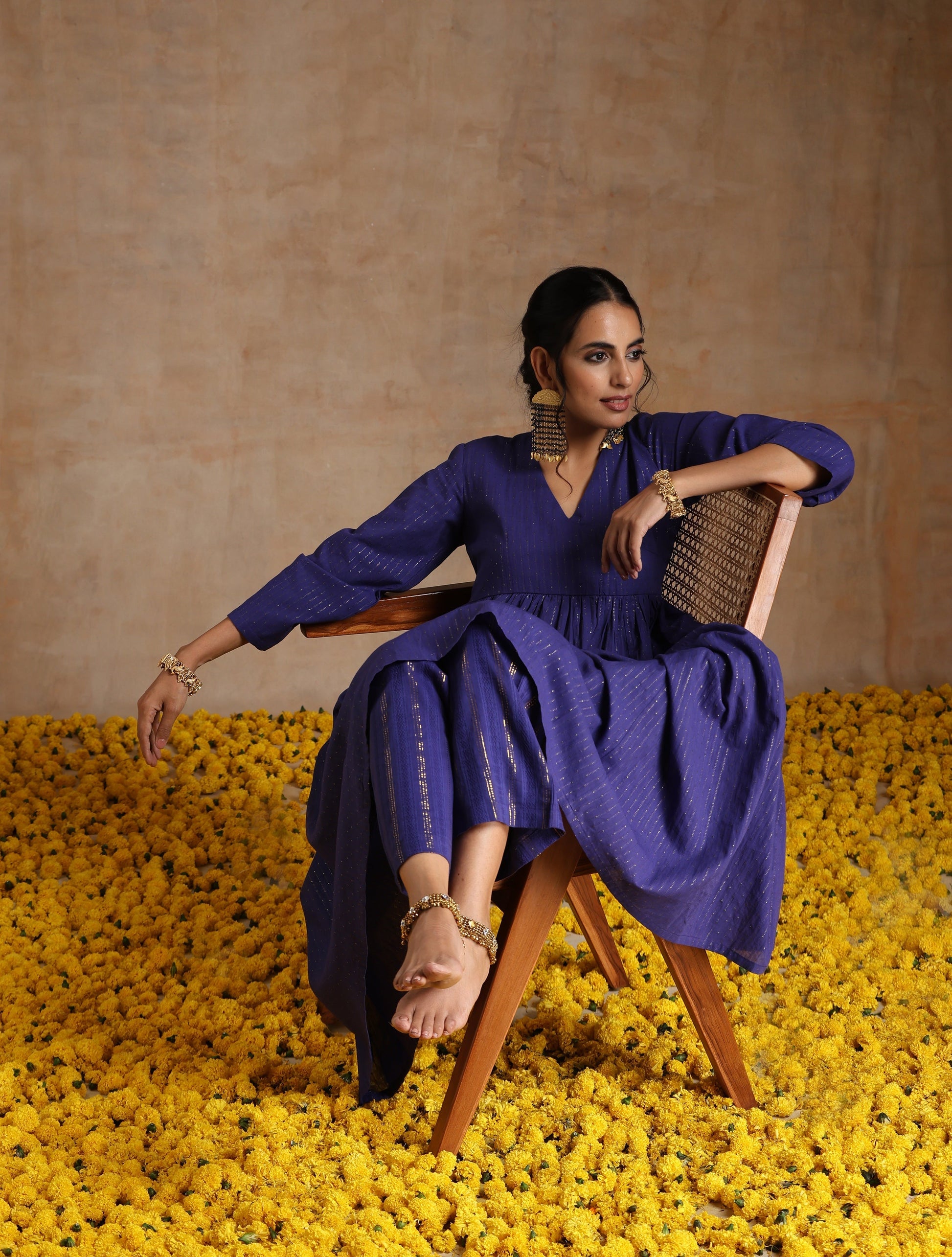 trueBrowns Spectrum Blue Gold Cotton Kalidar Kurta Set | Swadesiicart