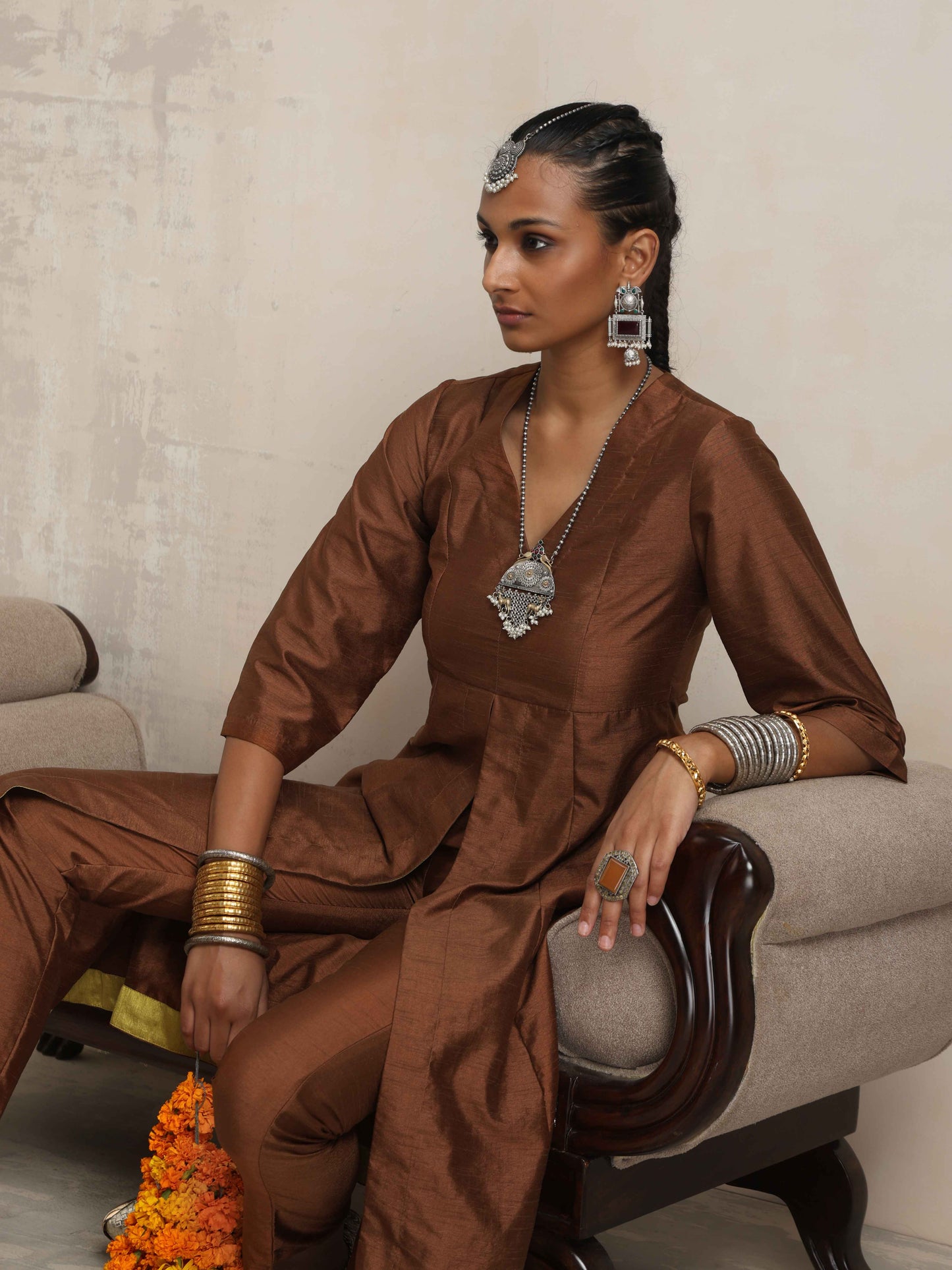 trueBrowns Brown Silk Slit Kurta Set | Swadesiicart