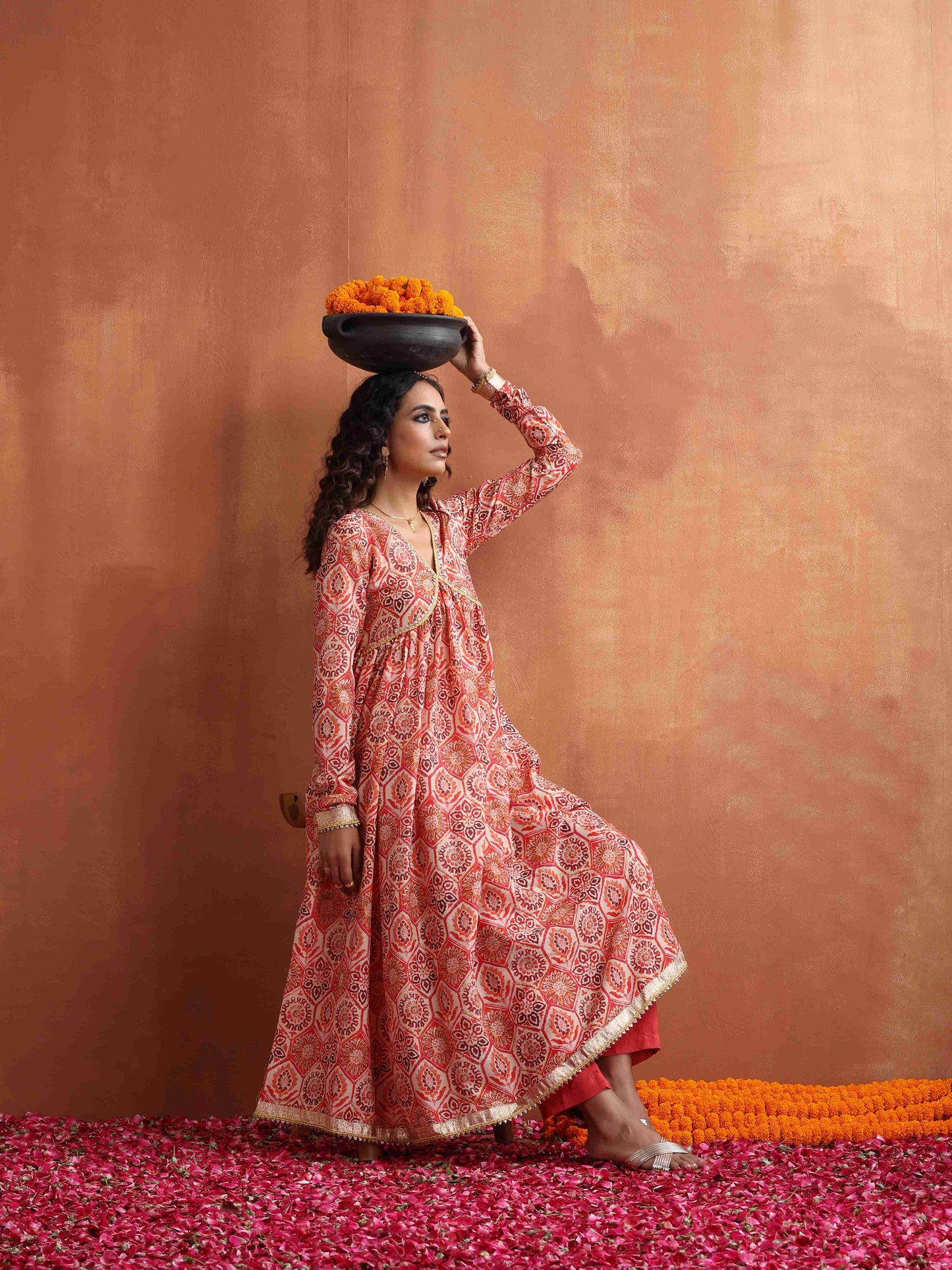 trueBrowns Beige Print Flared Anarkali Kurta Set | Swadesiicart