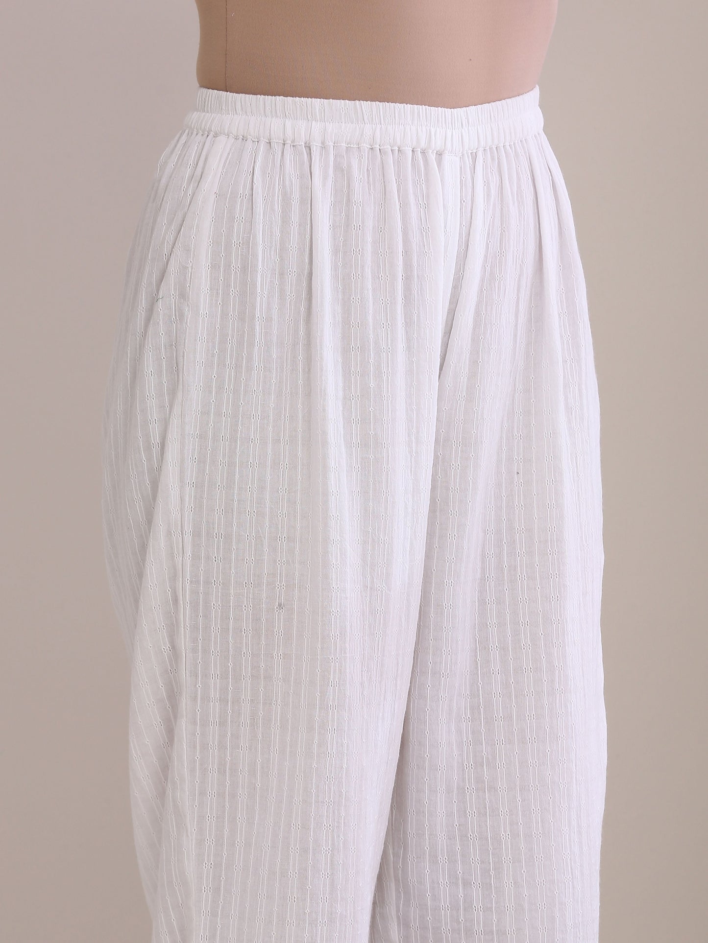 trueBrowns White Dobby Panel Kaftan Kurta Pant Set | Swadesiicart