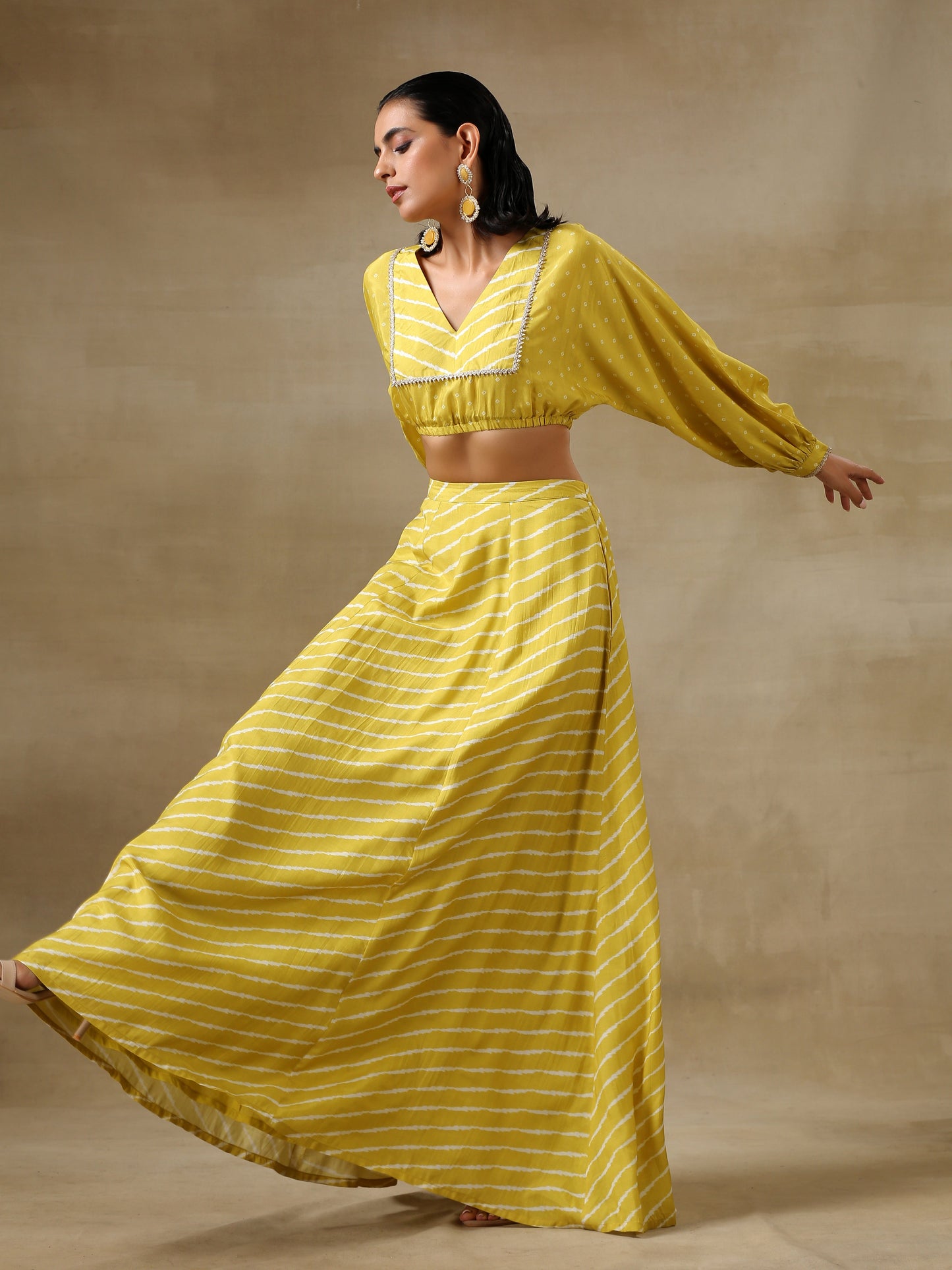 trueBrowns Lime Green Bandhani Printed Silk Top Skirt Set - Swadesiicart