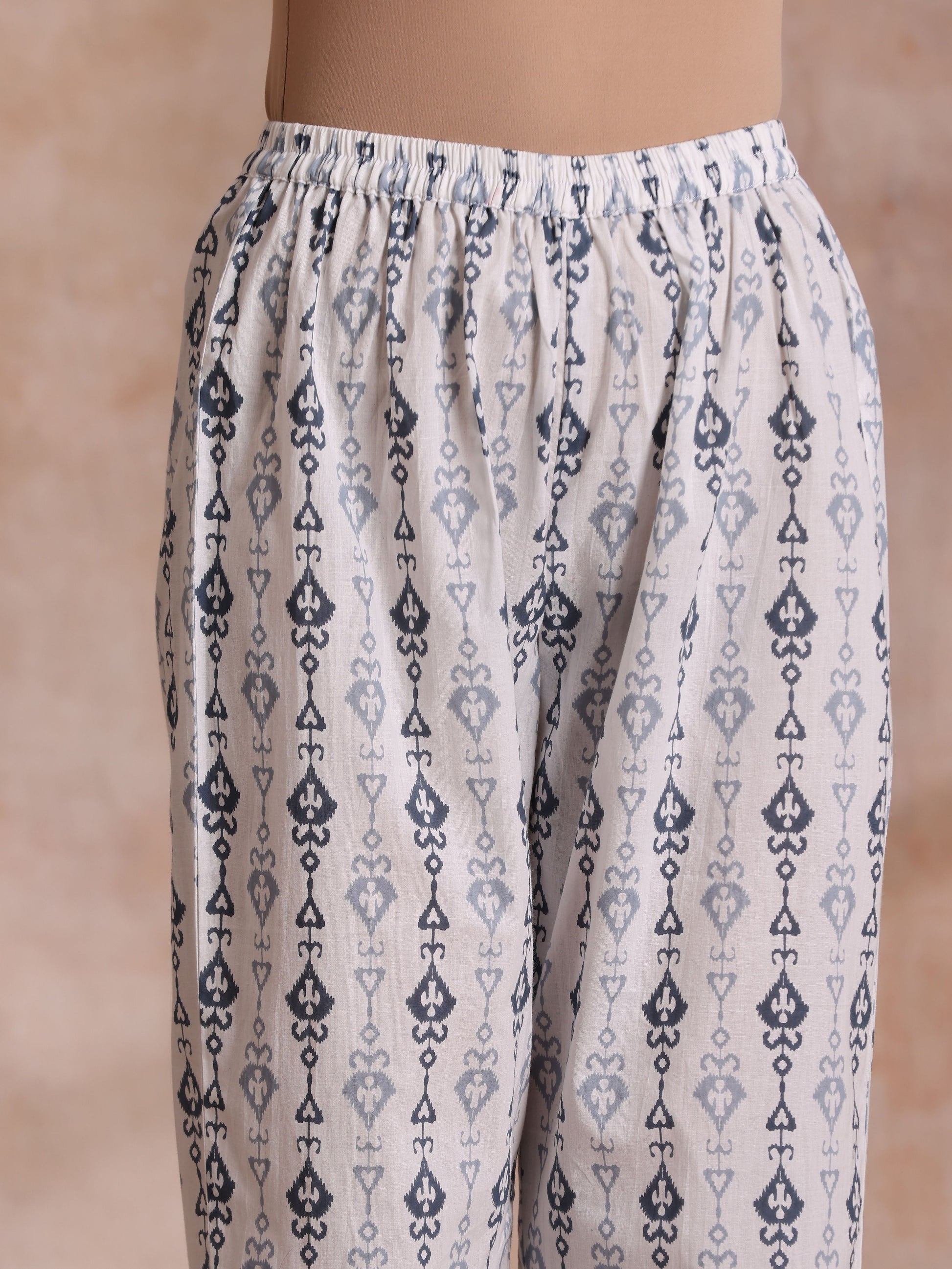 trueBrowns Grey On White Ikat Print Cotton Baggy Sleeve Co-Ord Set - Swadesiicart