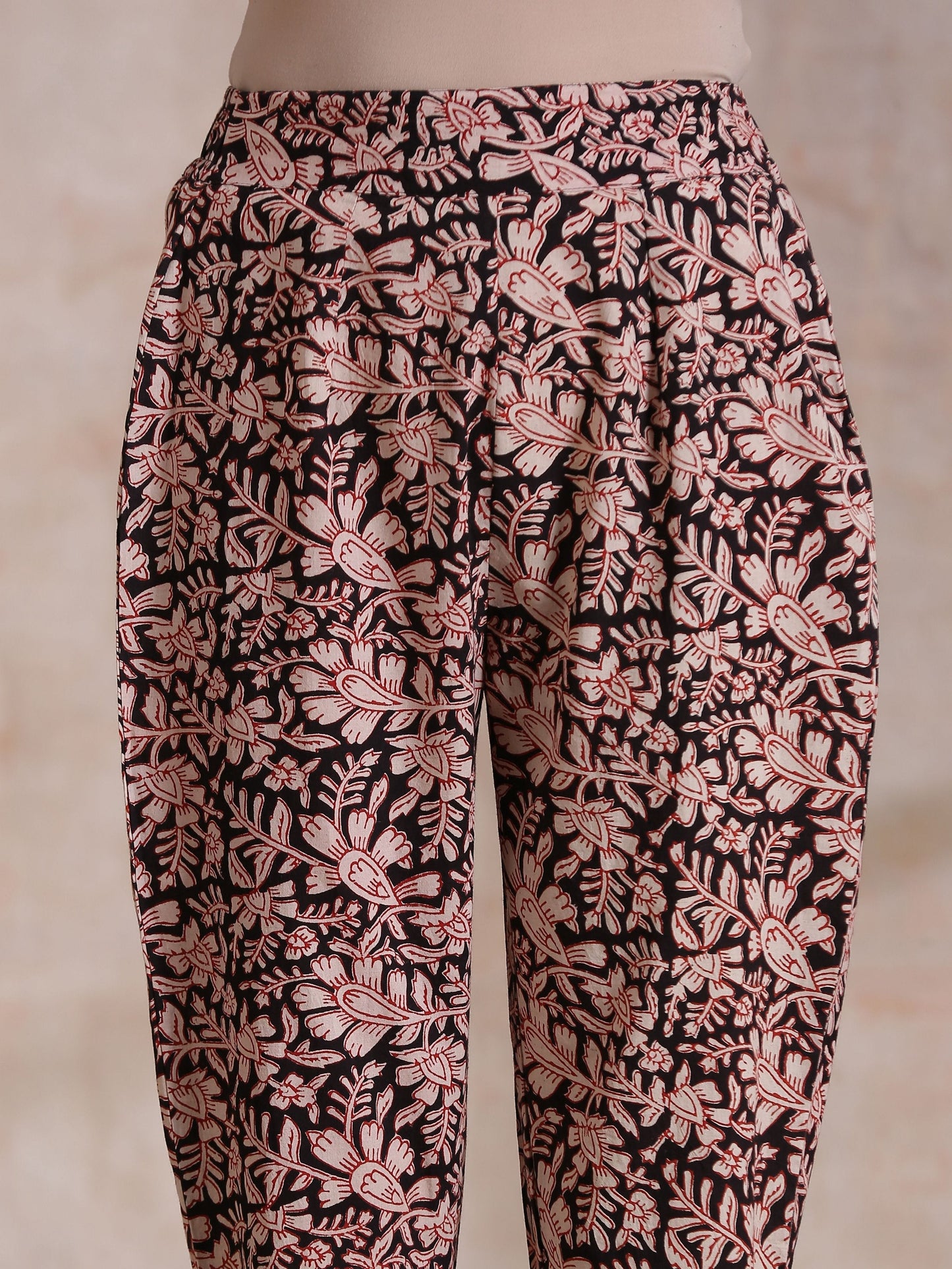 trueBrowns Black Floral Overall Bagru Print Cotton Pant Suit Set | Swadesiicart