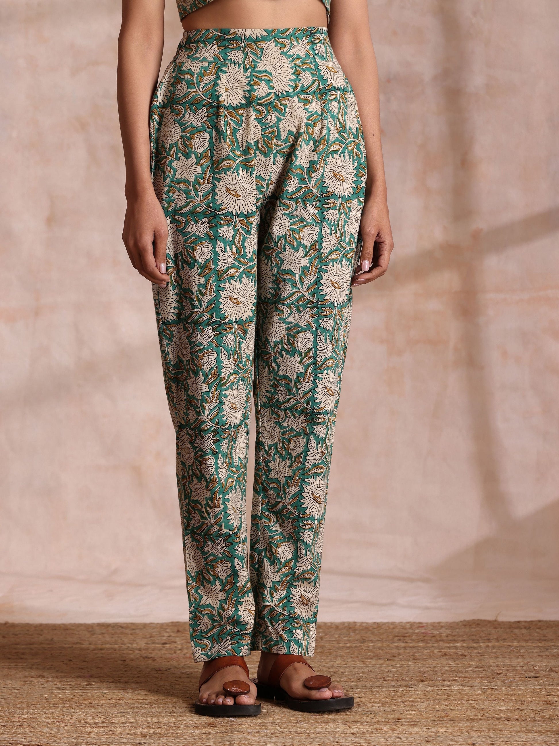 trueBrowns Fern Green Overall Floral Block Print Cotton Pant Suit Set | Swadesiicart