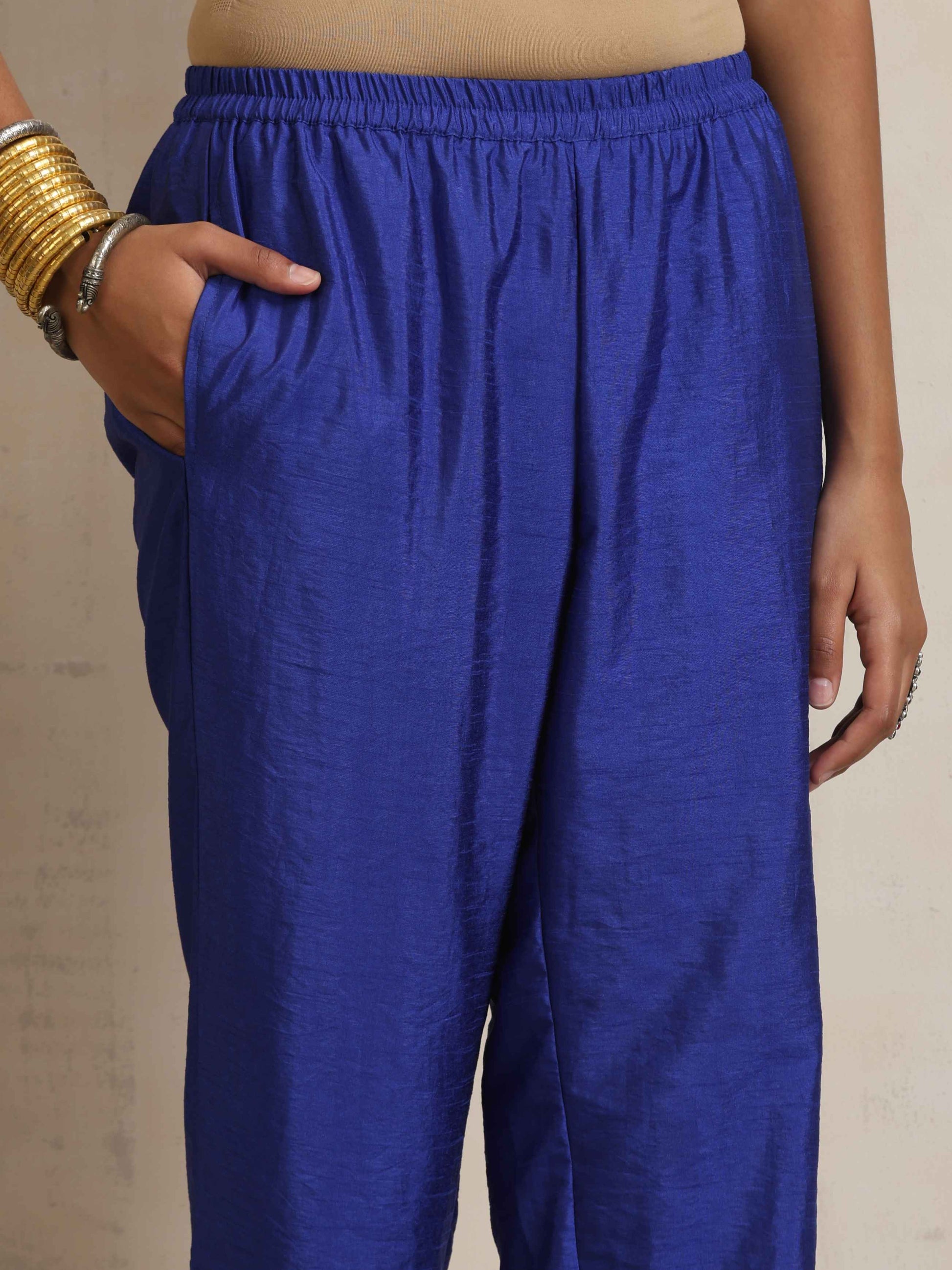trueBrowns Blue Silk High Slit Kurta Set | Swadesiicart