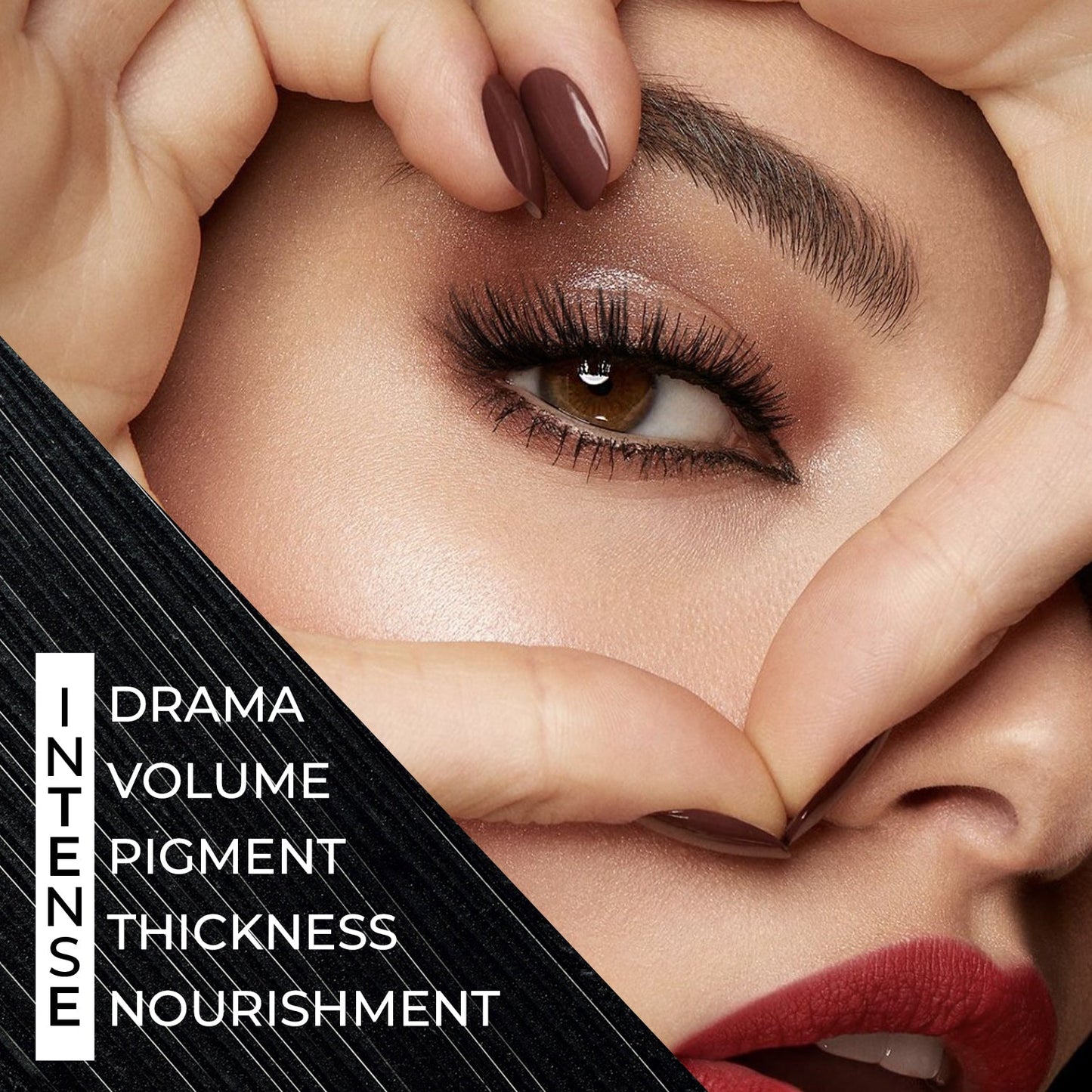 Serum-infused Volume Boost Mascara with Castor Oil and Coconut Oil : 8 ml