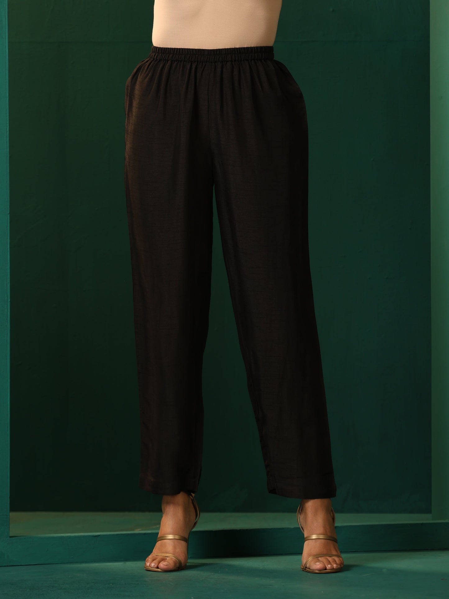 trueBrowns Black Silk Kaftan Pant Set | Swadesiicart