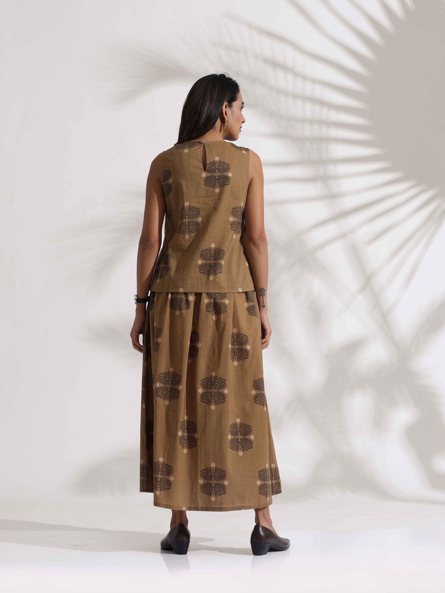 trueBrowns Beige Cotton Skirt Co-ord Set - Swadesiicart